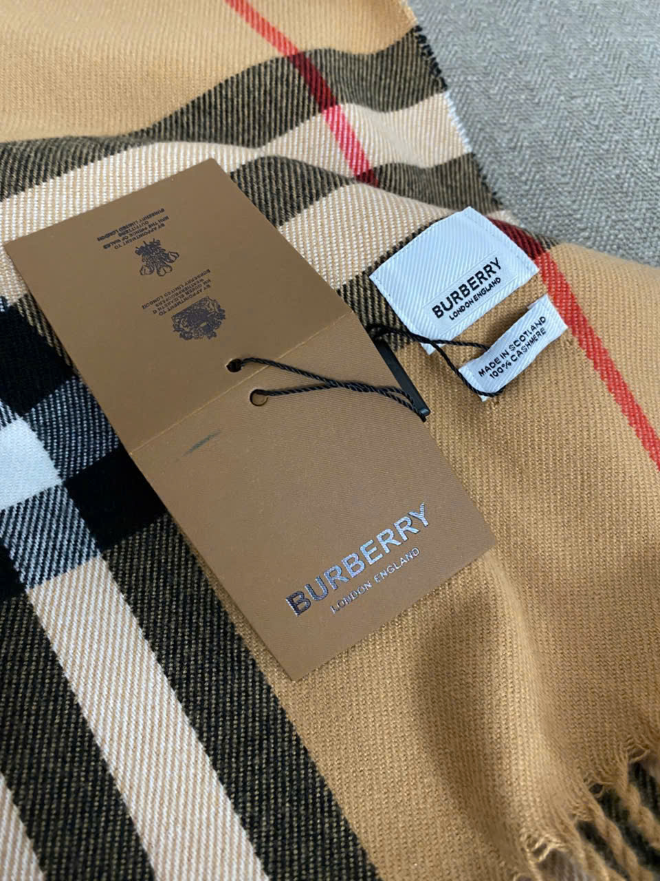 Khăn choàng Burberry Check Cashmere Scarf Arc Beige 7