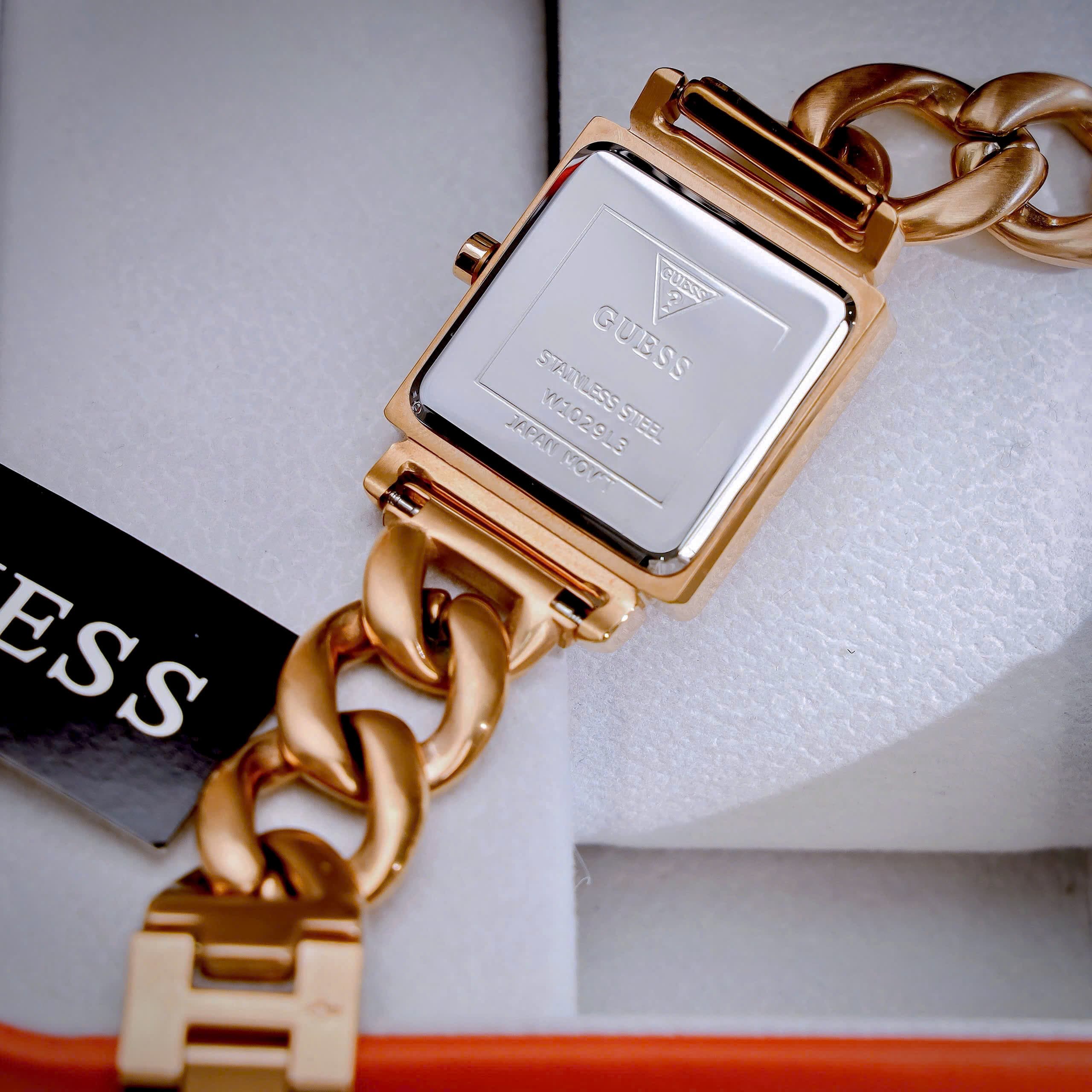 Đồng hồ đeo tay Guess Vanity Rose Gold Dial Rose Gold Steel Strap Watch for Women W1029L3 6