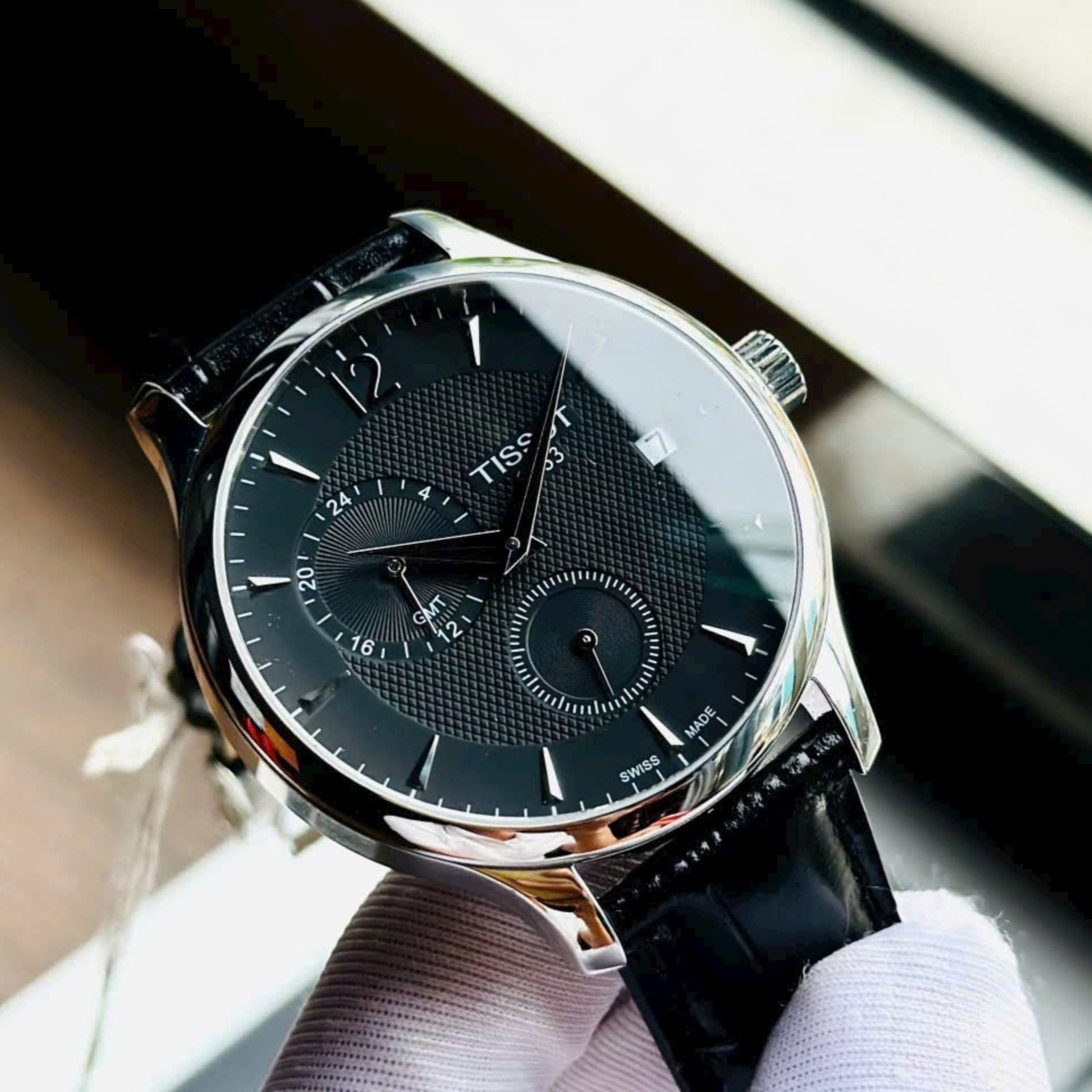 Đồng hồ đeo tay Nam Tissot Tradition Gmt Mens Wristwatch 1823 T063.639.16.057.00 4