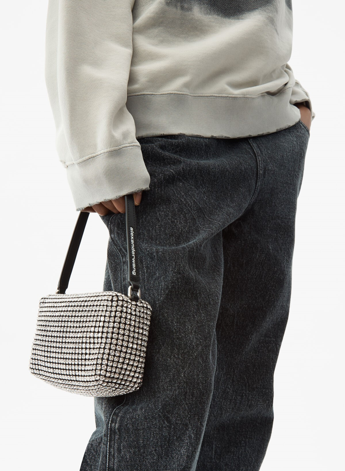 Túi đeo chéo nữ Alexander Wang Heiress Pouch In Crystal Mesh 6