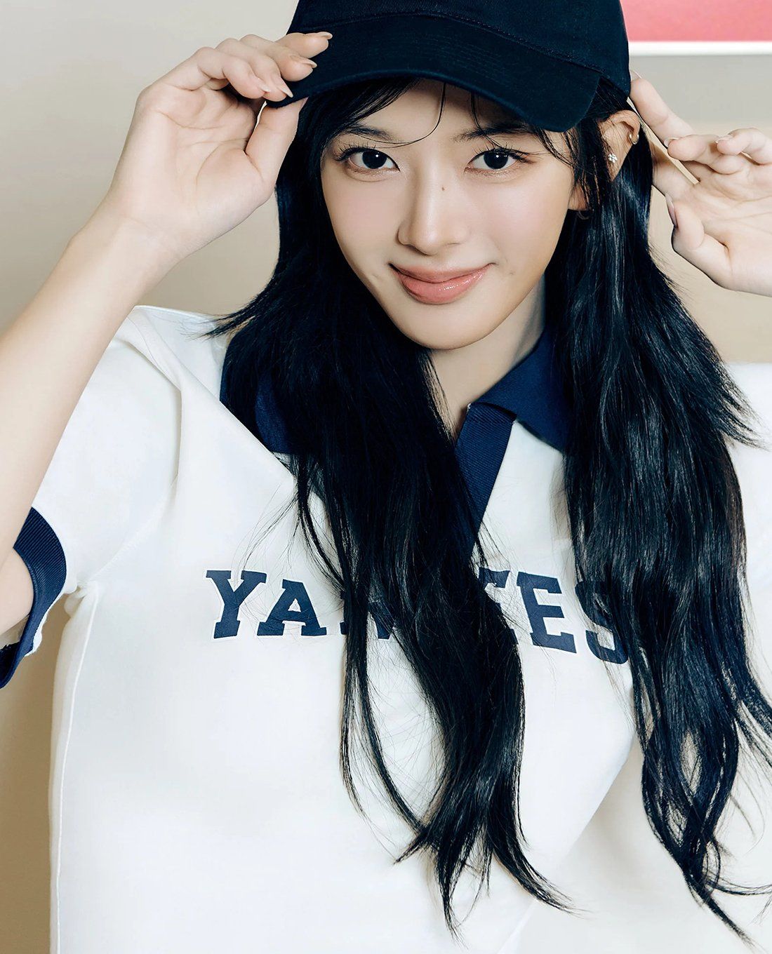 Áo đầm polo MLB Varsity Lettering Pique Dress NY New York Yankees Ivory 3FOPV0143-50IVS 1