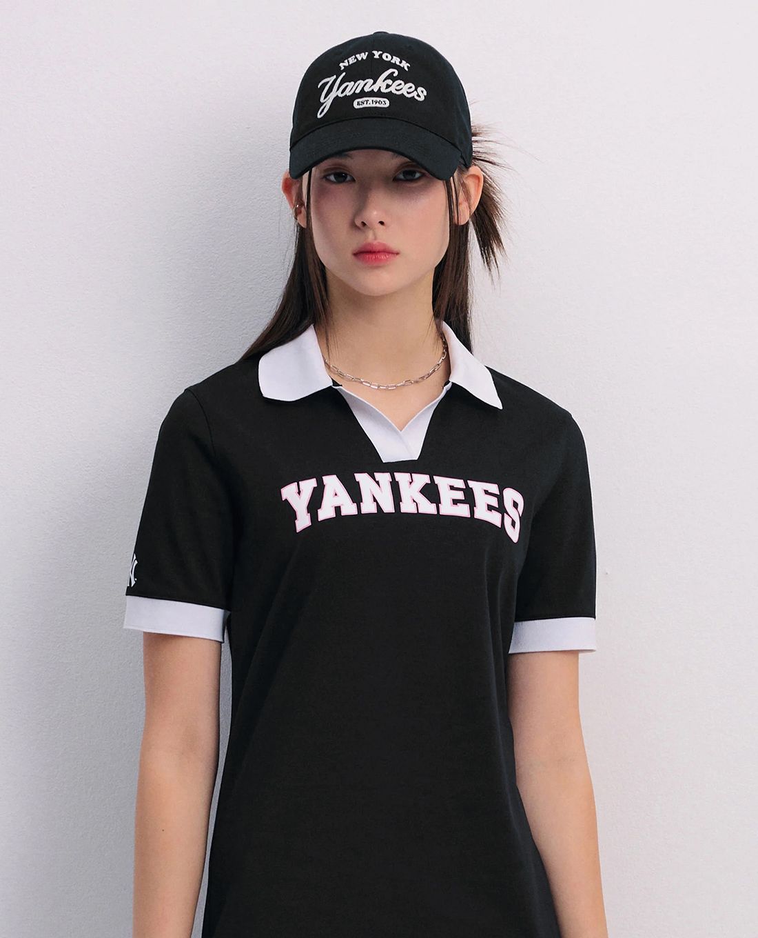 Áo đầm MLB cổ bẻ tay ngắn Varsity Lettering Pique Dress NY New York Yankees Black 3FOPV0143-50BKS 8