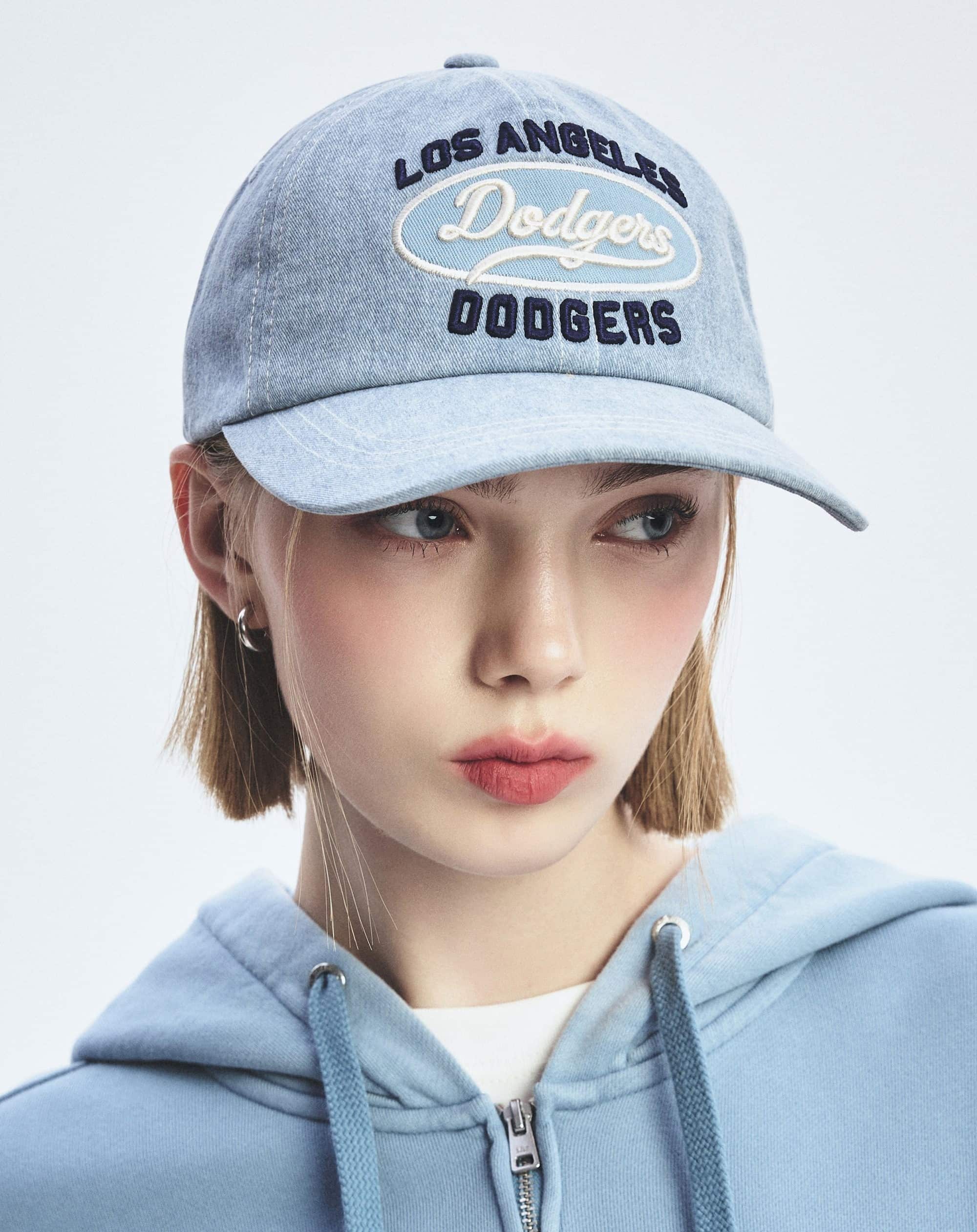 Nón kết MLB Varsity Vintage Oval Stitch Cursive Unstructured Ball Cap Los Angeles Dodgers 3ACPV055N-07INL 9