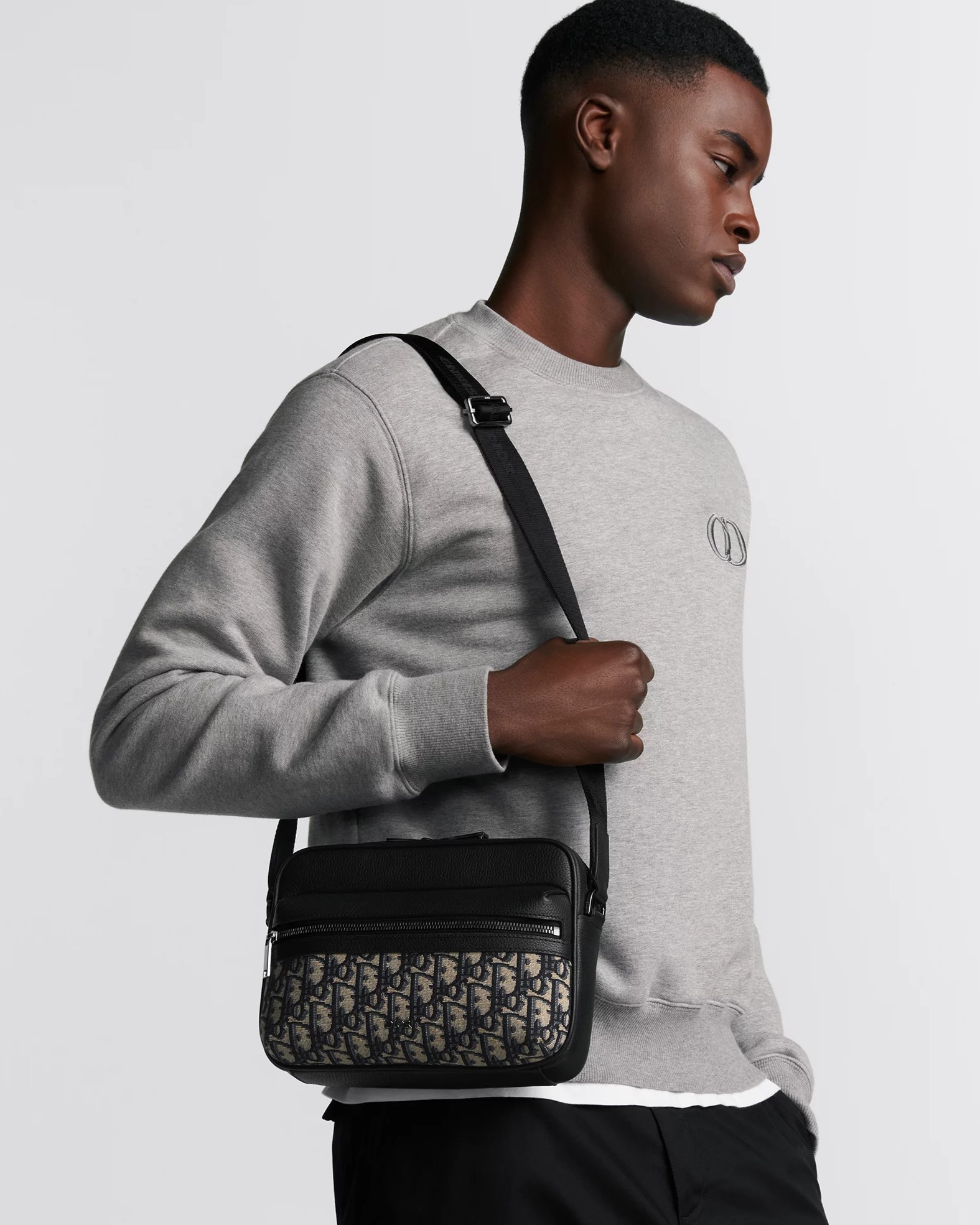 Túi đeo chéo Dior Nam Rider 2.0 Zipped Messenger Bag Beige and Black Dior Oblique Jacquard 5