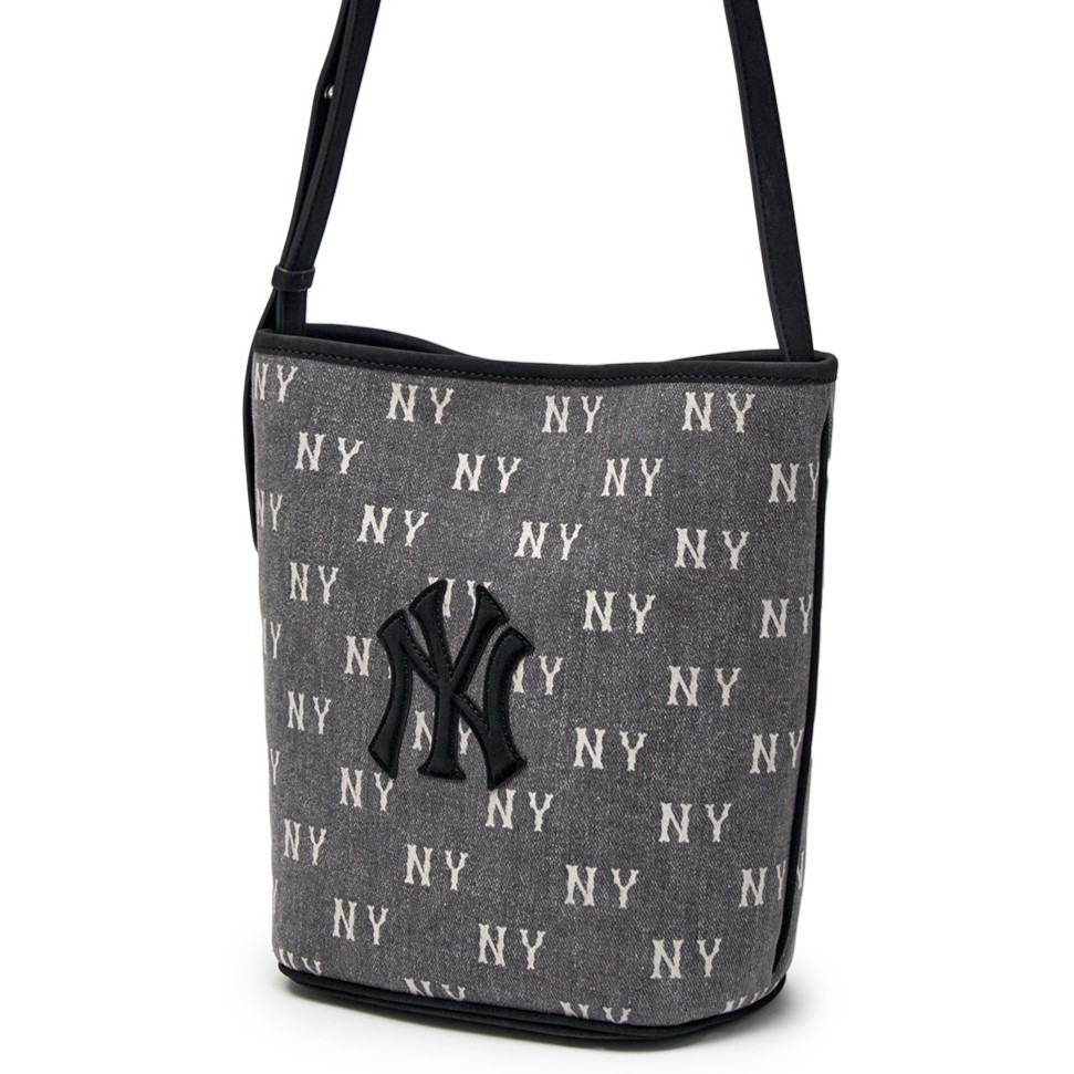 Túi đeo chéo MLB Classic Monogram Vintage Denim Bucket Bag New York Yankees Grey 3ABMMV65N-50CGS 2