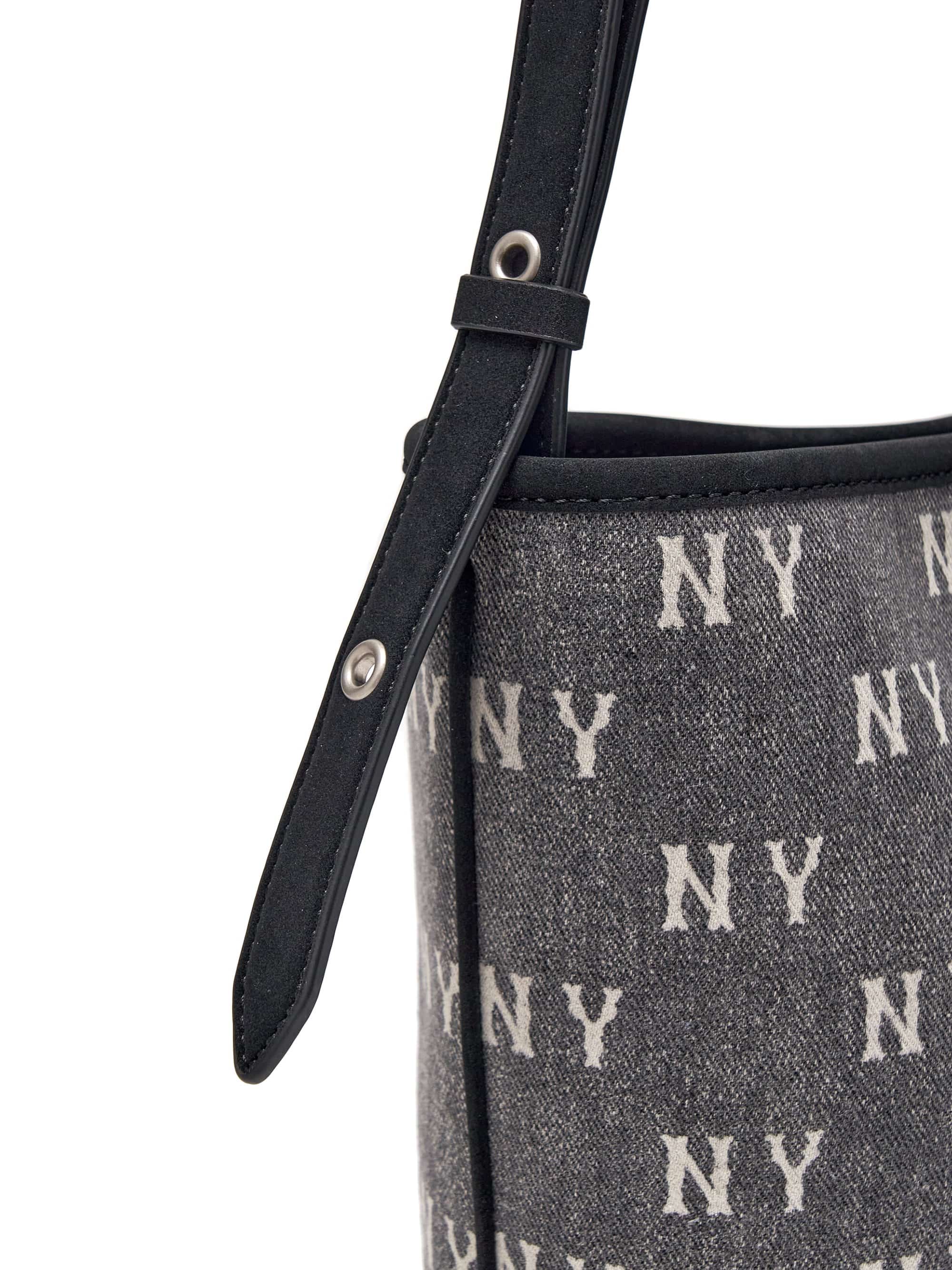 Túi đeo chéo MLB Classic Monogram Vintage Denim Bucket Bag New York Yankees Grey 3ABMMV65N-50CGS 7