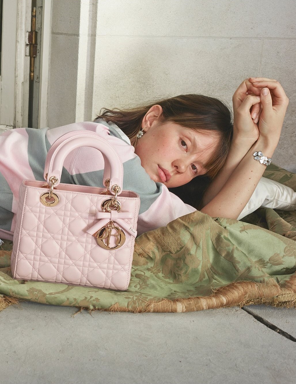 Túi xách hồng Small Lady Dior Bag with Strap Rose Soupir Cannage Lambskin 4