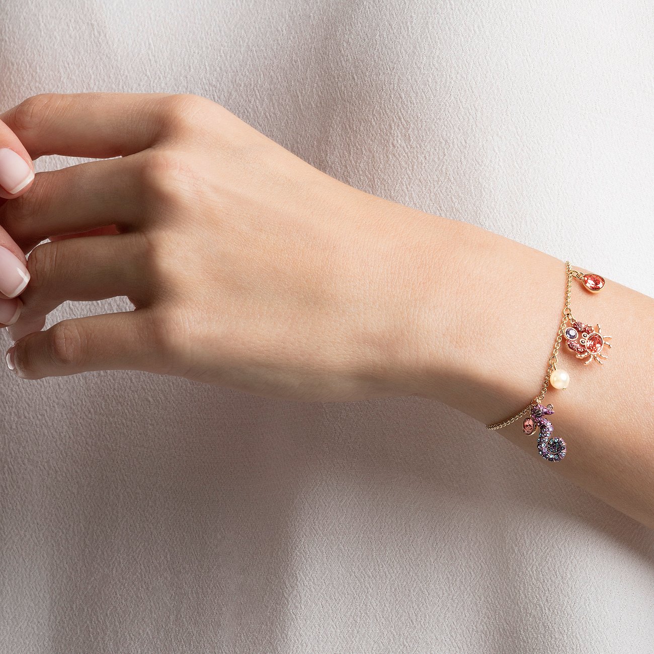 LẮC ĐEO TAY SWAROVSKI OCEAN BRACELET MULTI-COLORED GOLD PLATING 5457760 2