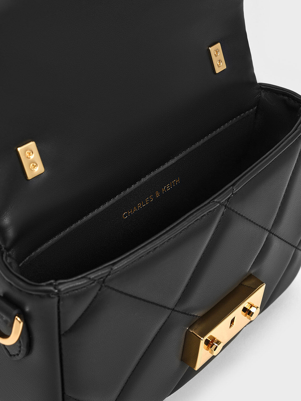 TÚI XÁCH NỮ CHARLES KEITH QUILTED BOXY TOP HANDLE BAG BLACK CK17-50671661 13