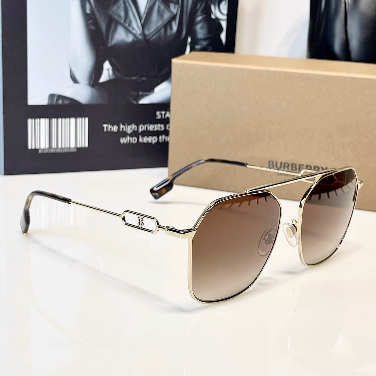 KÍNH MẮT NỮ BURBERRY EMMA SUNGLASSES 12