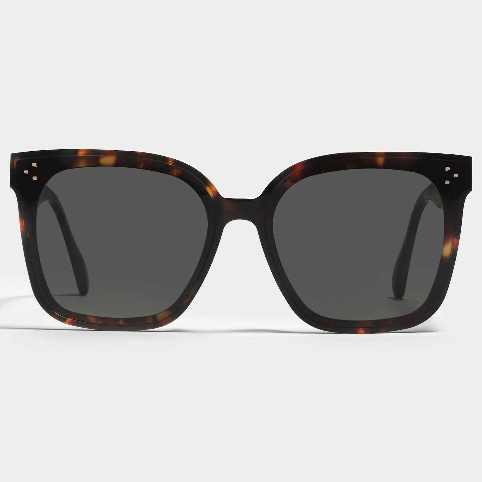 Kính râm Gentle Monster Her T1 Oversized Square Flatbar Frame 3