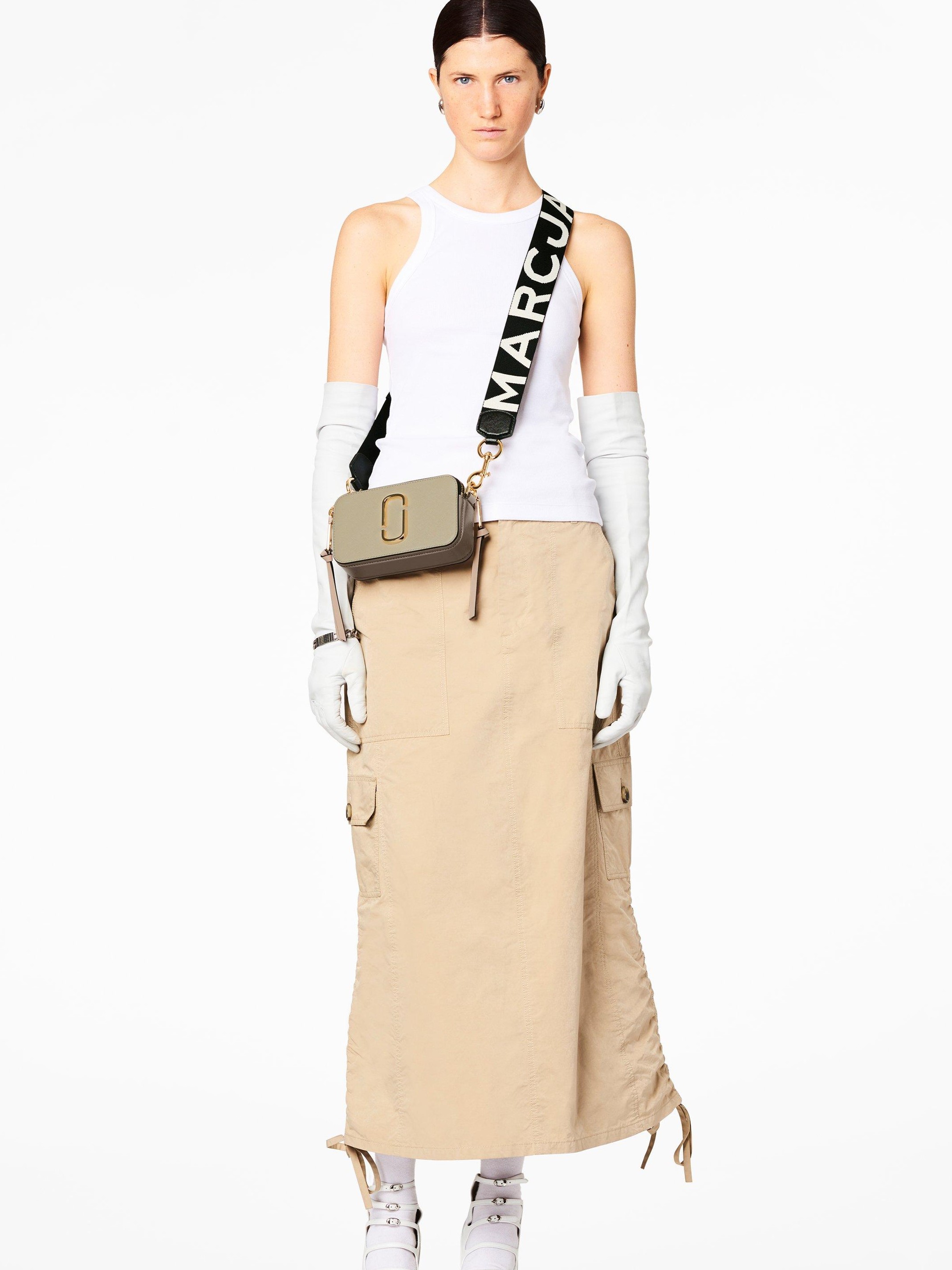 Túi nữ Marc Jacobs màu nâu kem The Snapshot Crossbody Bag In Khaki Multi 2S3HCR500H03 3