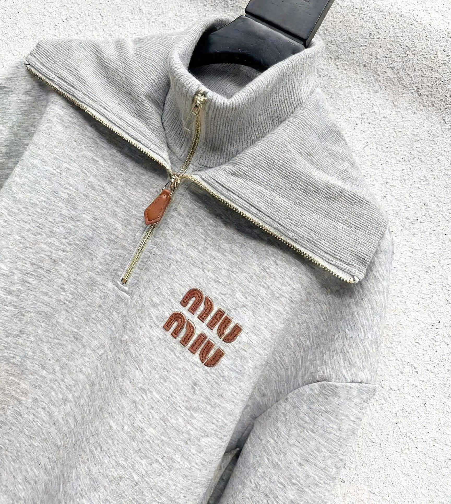 Combo nỉ áo quần dài Miu Miu 1