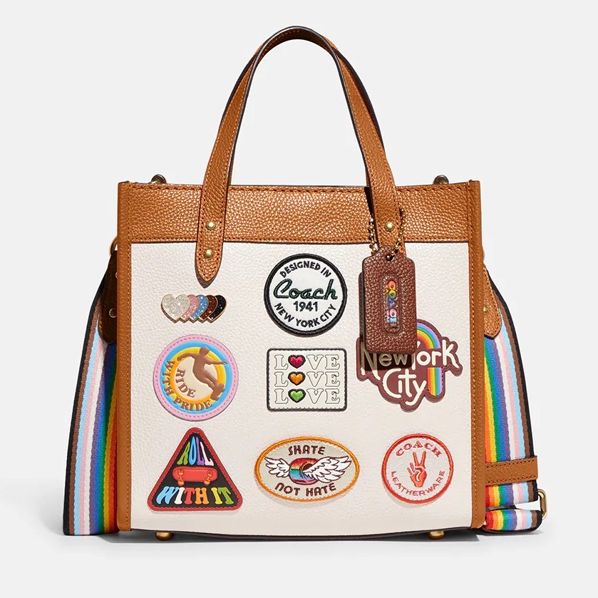 TÚI NỮ COACH DÁNG TOTE FIELD TOTE 22 WITH PATCHES 7