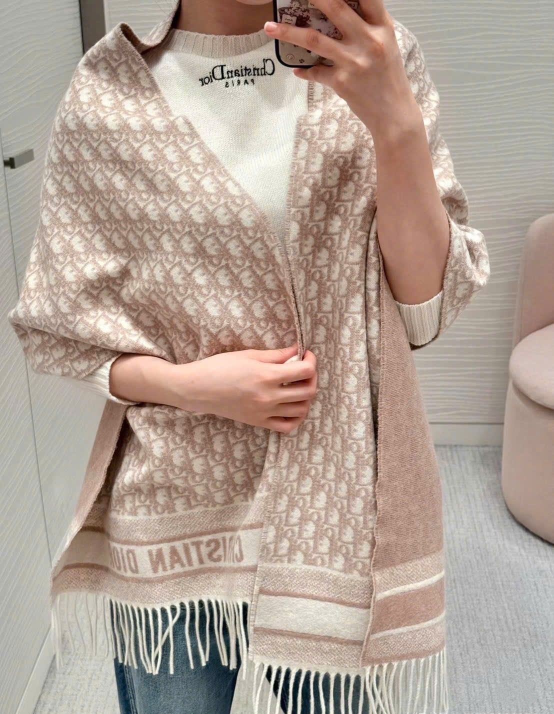 Khăn choàng nữ Dior Oblique Scarf Ecru and Rose des Vents Cashmer 3