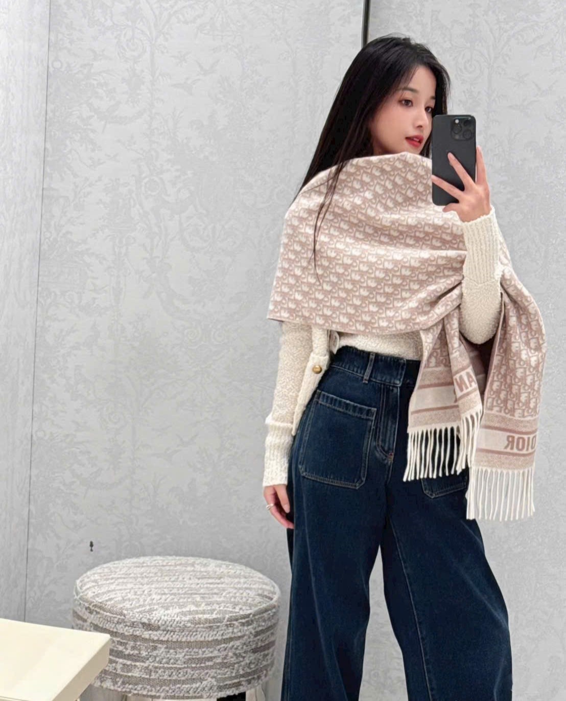Khăn choàng nữ Dior Oblique Scarf Ecru and Rose des Vents Cashmer 4