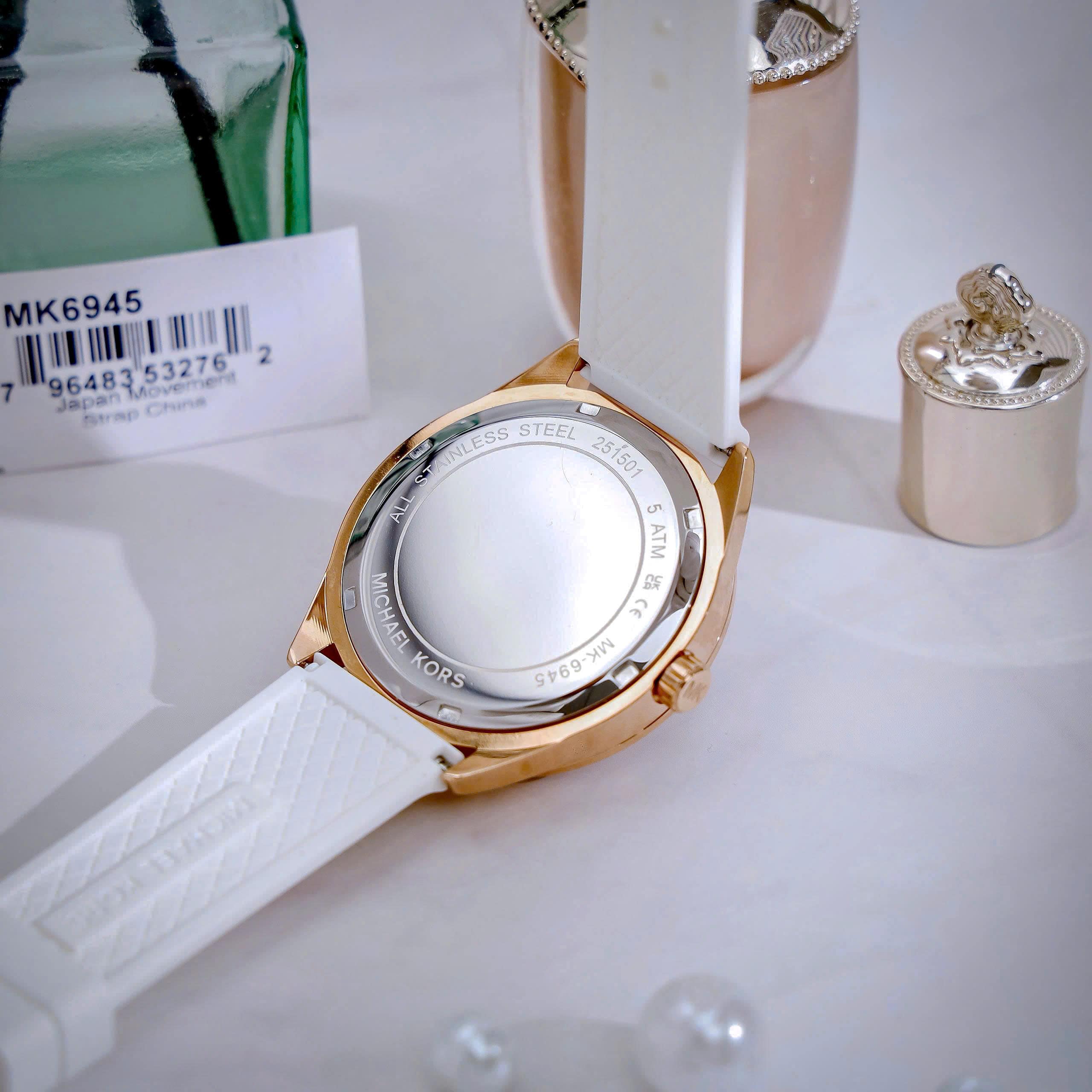 Đồng hồ đeo tay nữ Michael Kors Oversized Rose Gold-tone Sports Watch With Silicone Strap MK6945 9