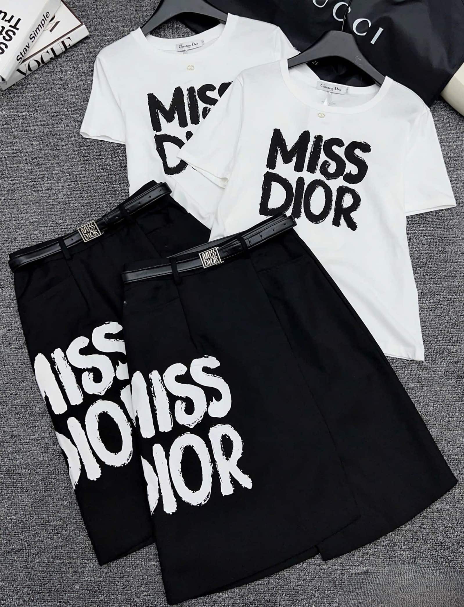 Combo áo thun trắng váy đen họa tiết hãng Miss Dior 9