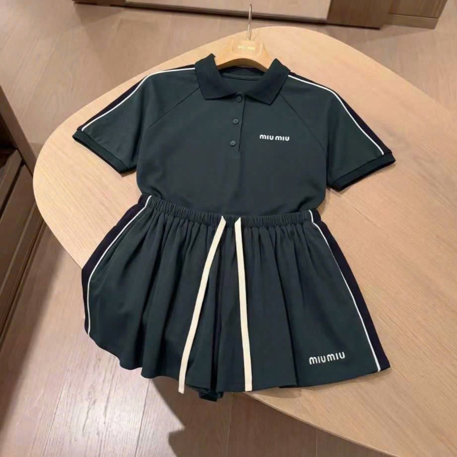 Combo áo có cổ váy xếp ly thun xanh lá Miu Miu 6