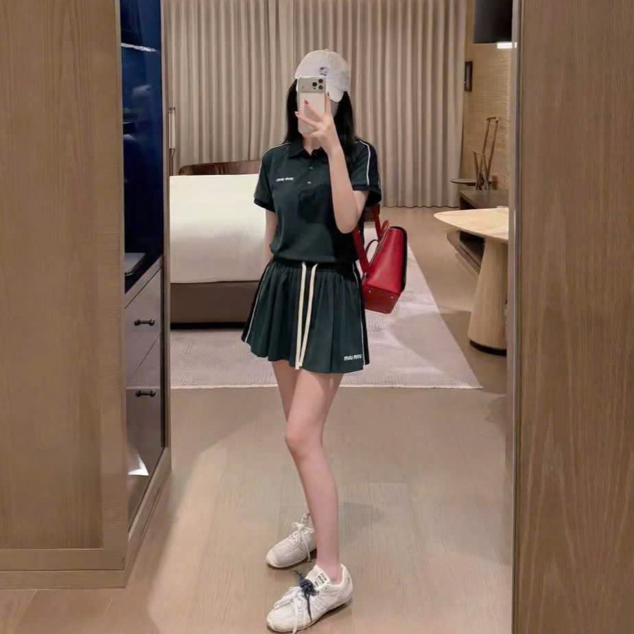 Combo áo có cổ váy xếp ly thun xanh lá Miu Miu 9
