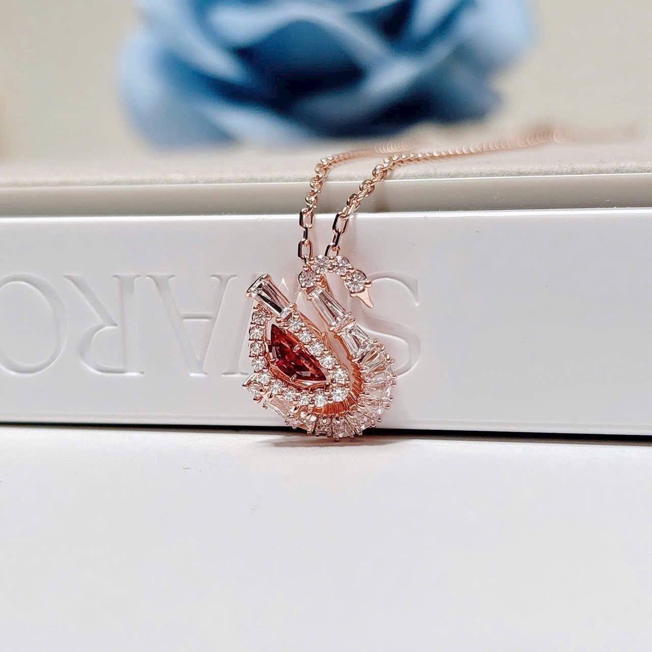 Dây chuyền nữ thời trang Swarovski Thiên Nga Swan Pendant Mixed Cuts Swan Pink 5732414 8