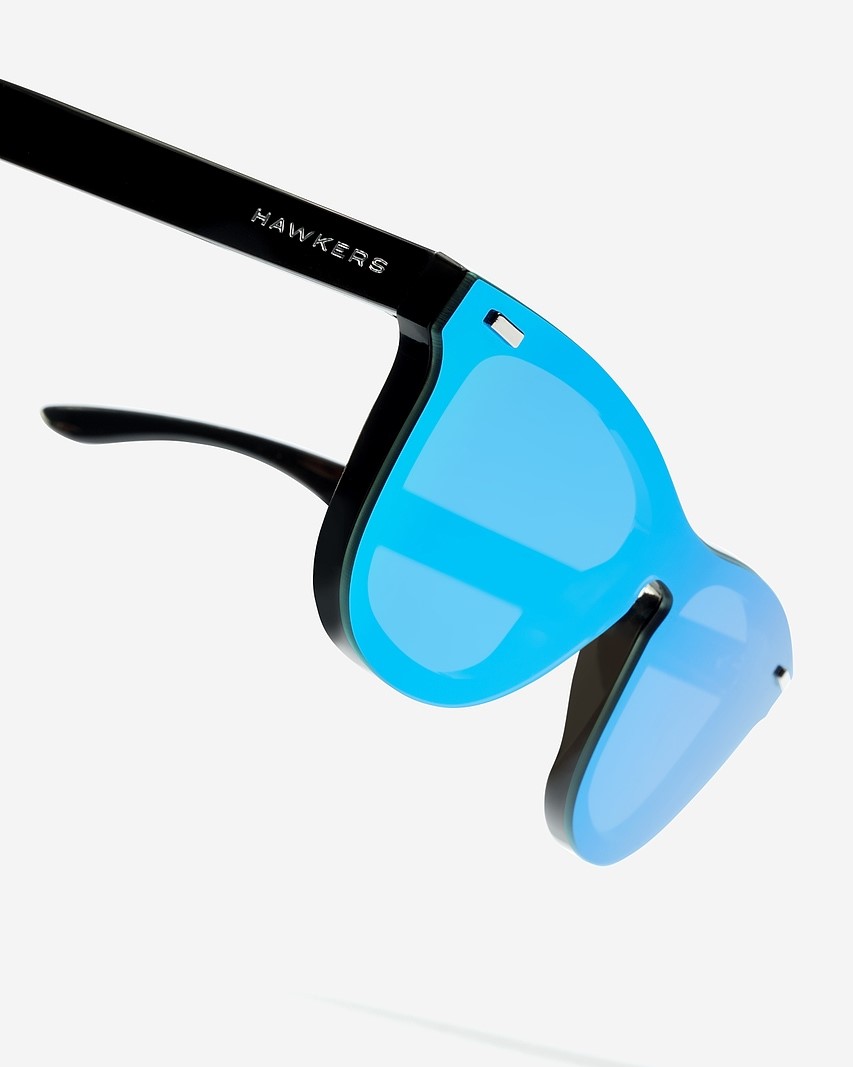KÍNH MÁT HAWKERS CLEAR BLUE ONE VENM HYBRID SHINY BLACK FRAME AND BLUE SKY MIRRORED MASK LENS 7