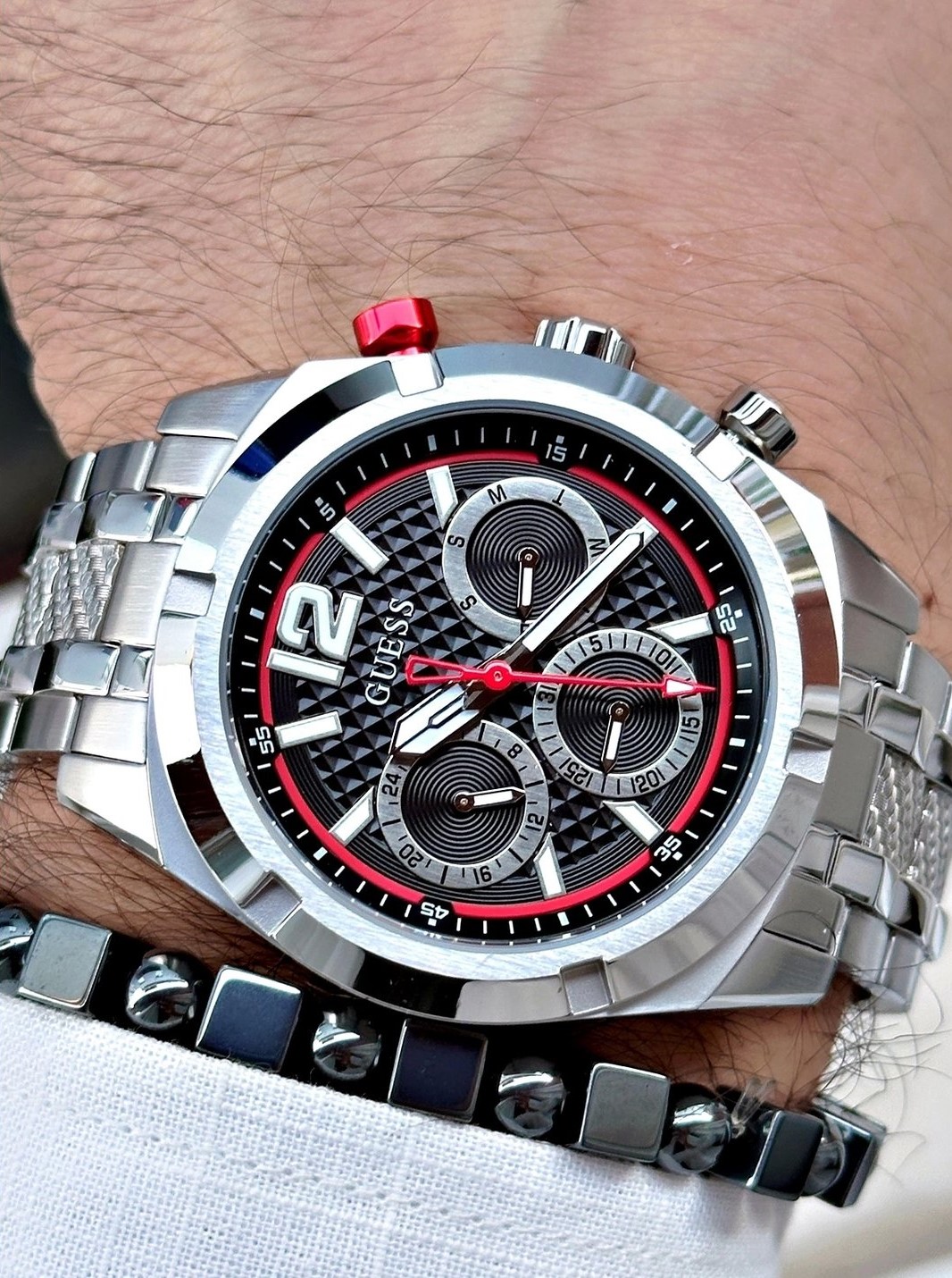 Đồng hồ đeo tay nam Guess Mens Silver Tone Multi-function Watch GW0714G1 6