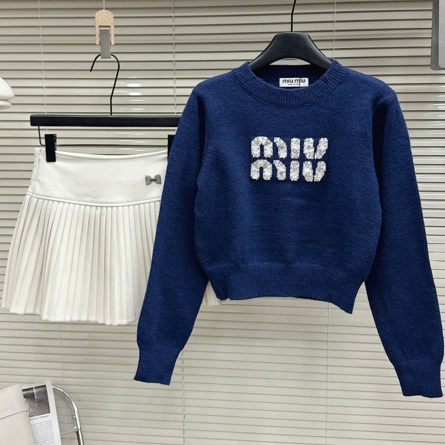 Áo tay dài cổ tròn nhiều màu Miu Miu 14