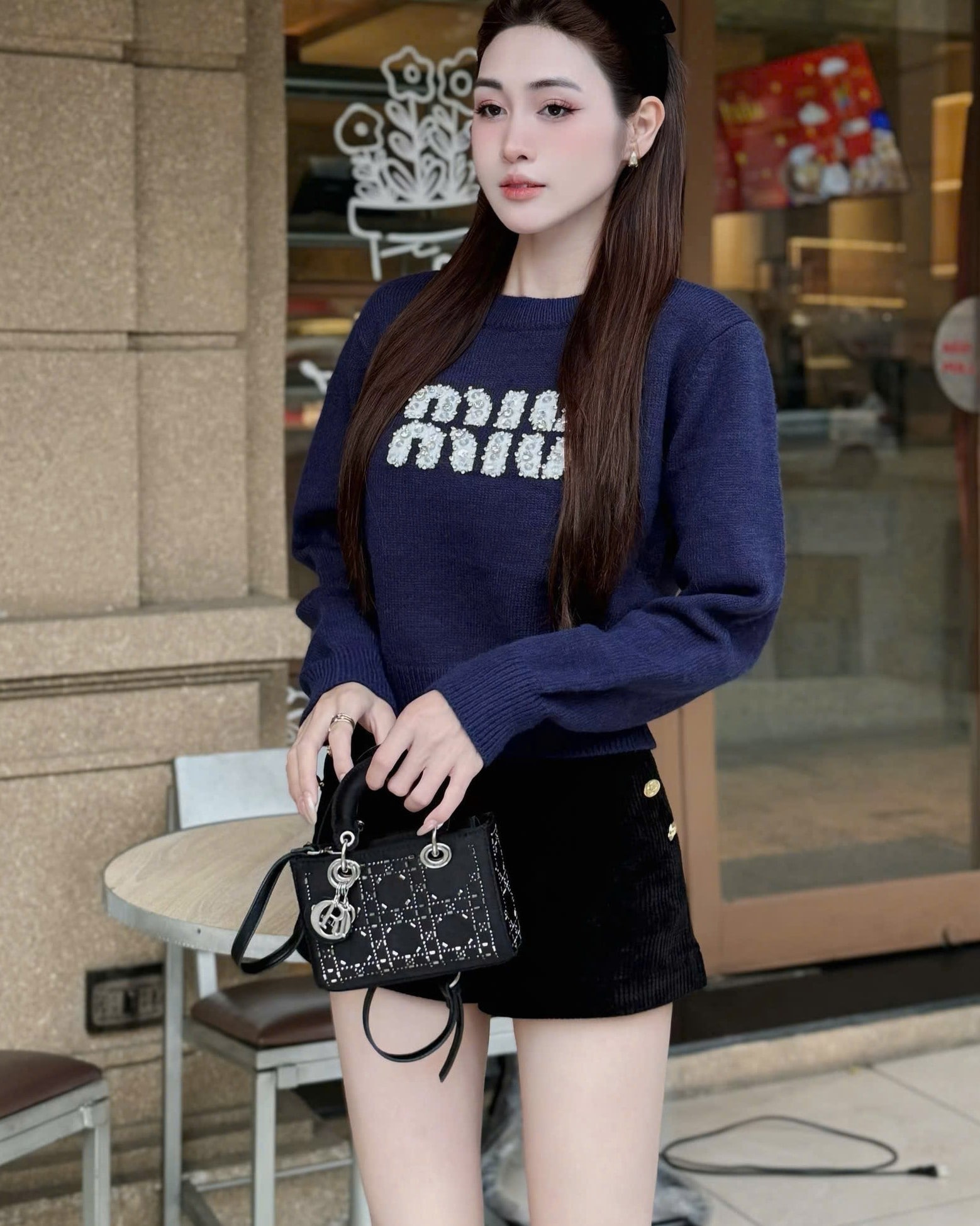 Áo tay dài cổ tròn nhiều màu Miu Miu 16