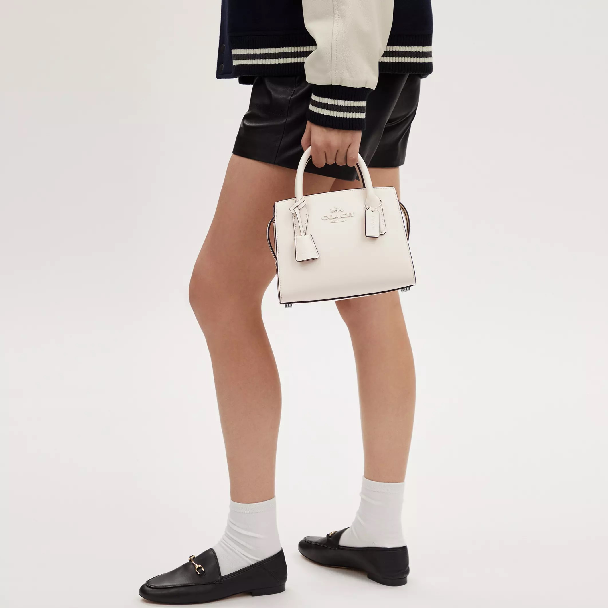 TÚI ĐEO CHÉO NỮ COACH ANDREA CARRYALL BAG SILVER CHALK CP081 7