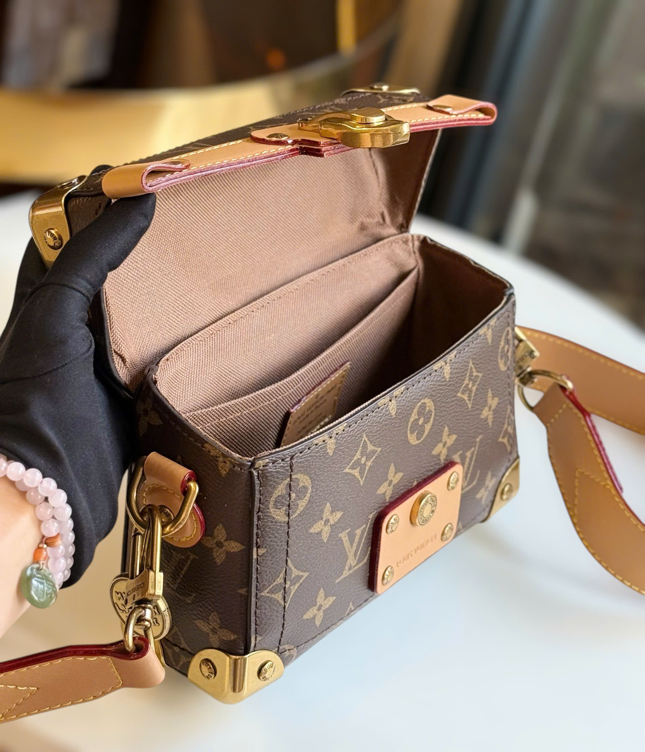 Túi xách cốp LV Louis Vuitton Soul Trunk Monogram Dust Canvas M11535 3