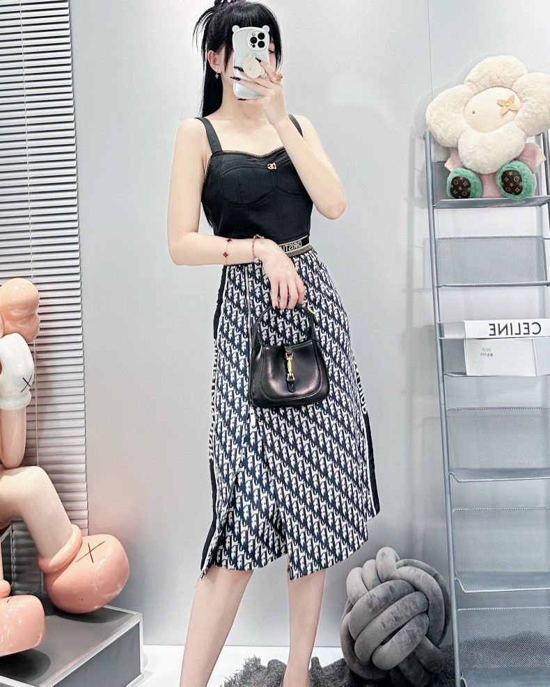 Chân váy Dior Mid-Length Skirt Black Wool and Silk