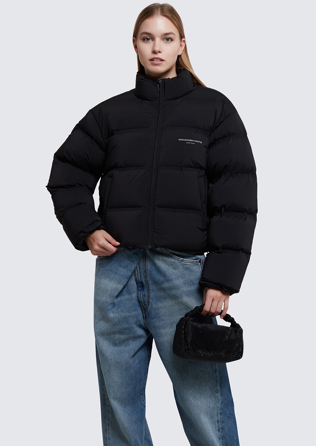 ÁO PHAO MÀU ĐEN NỮ ALEXANDER WANG REFLECTIVE LOGO DETAIL CROPPED PUFFER COAT 12