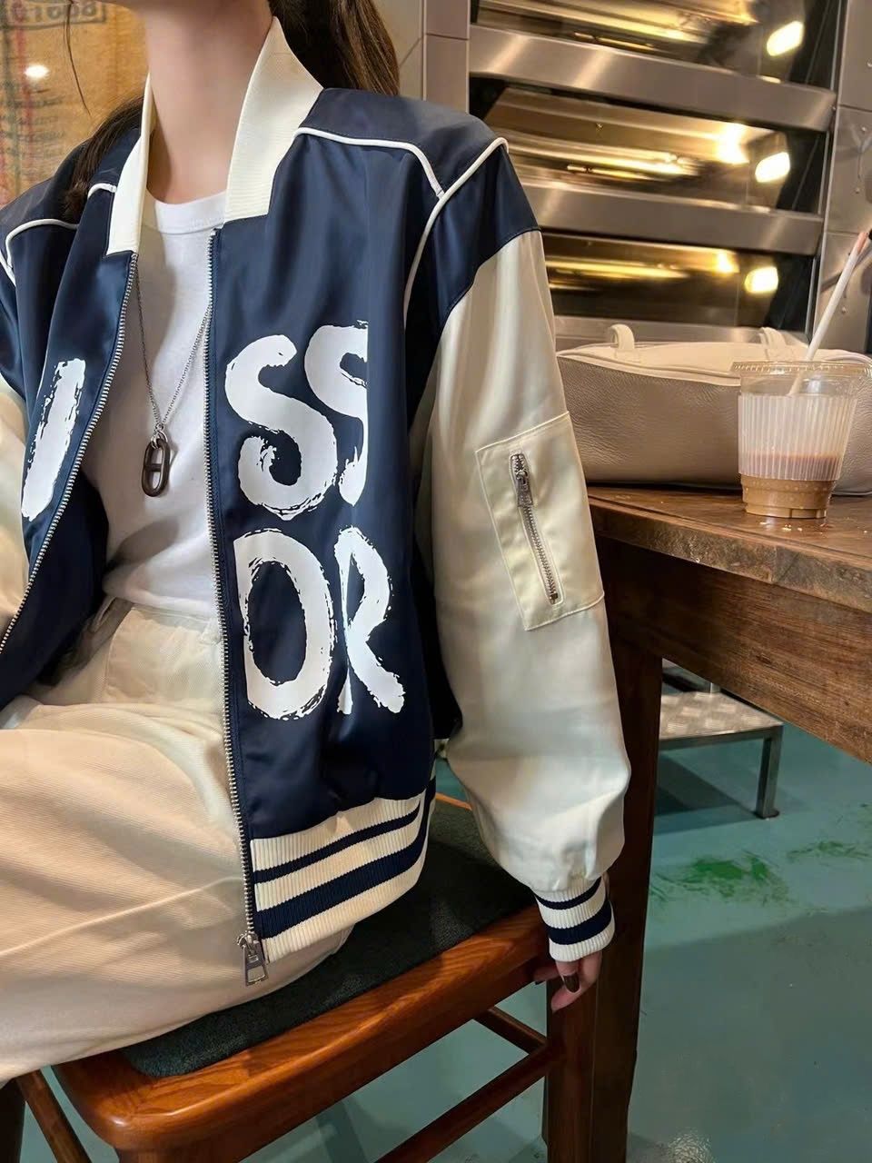 Áo khoác tay dài Miss Dior 2
