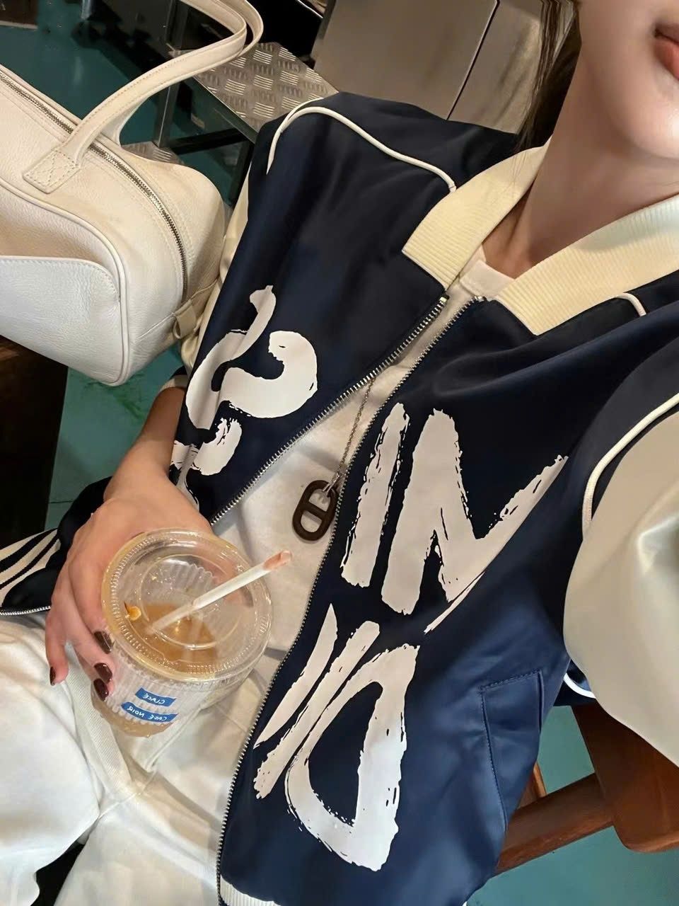 Áo khoác tay dài Miss Dior 10