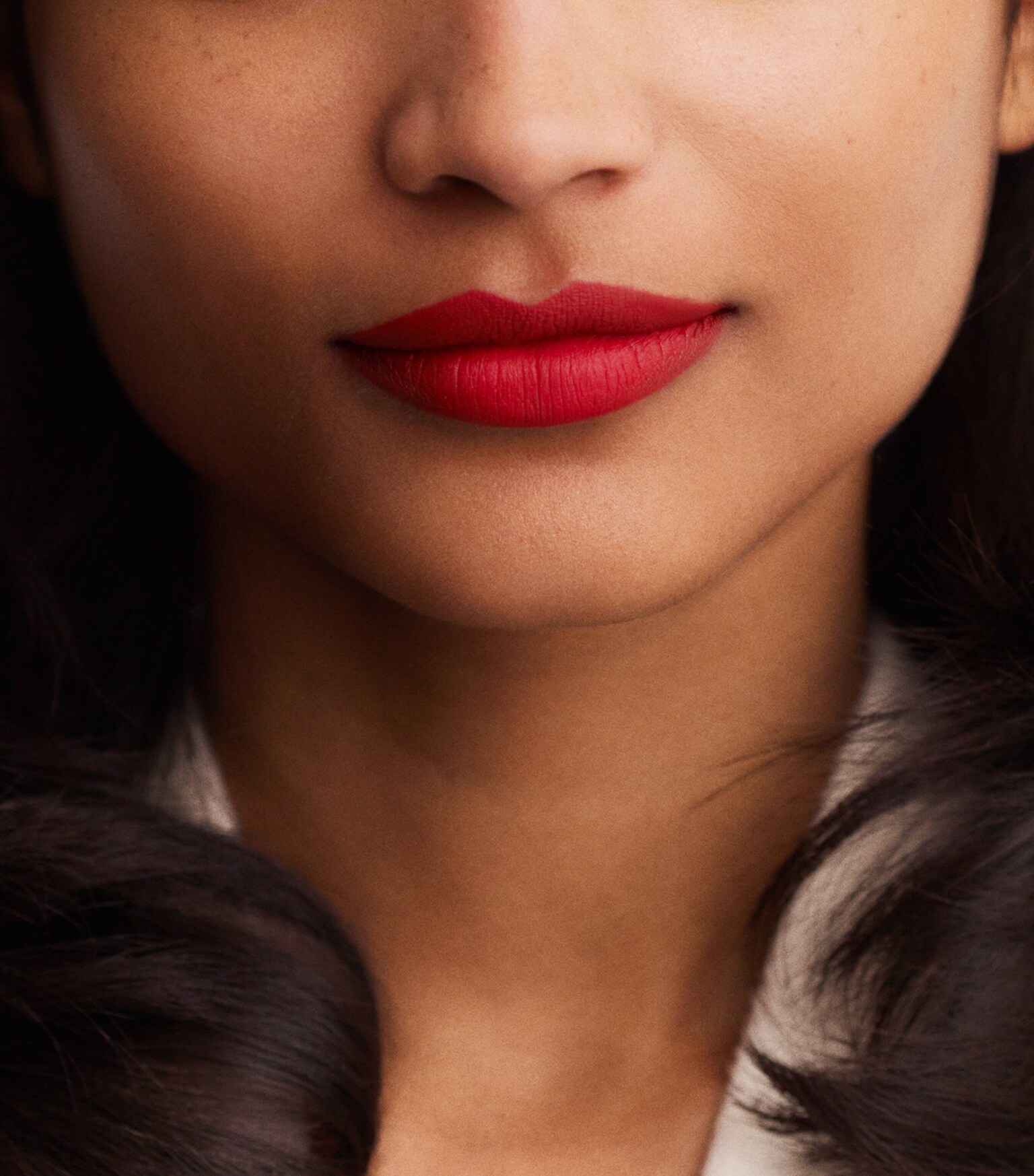 Son môi Rouge Hermès Rouge À Lèvres Mat Matte Lipstick 64 Rouge Casaque màu Đỏ Tươi 14