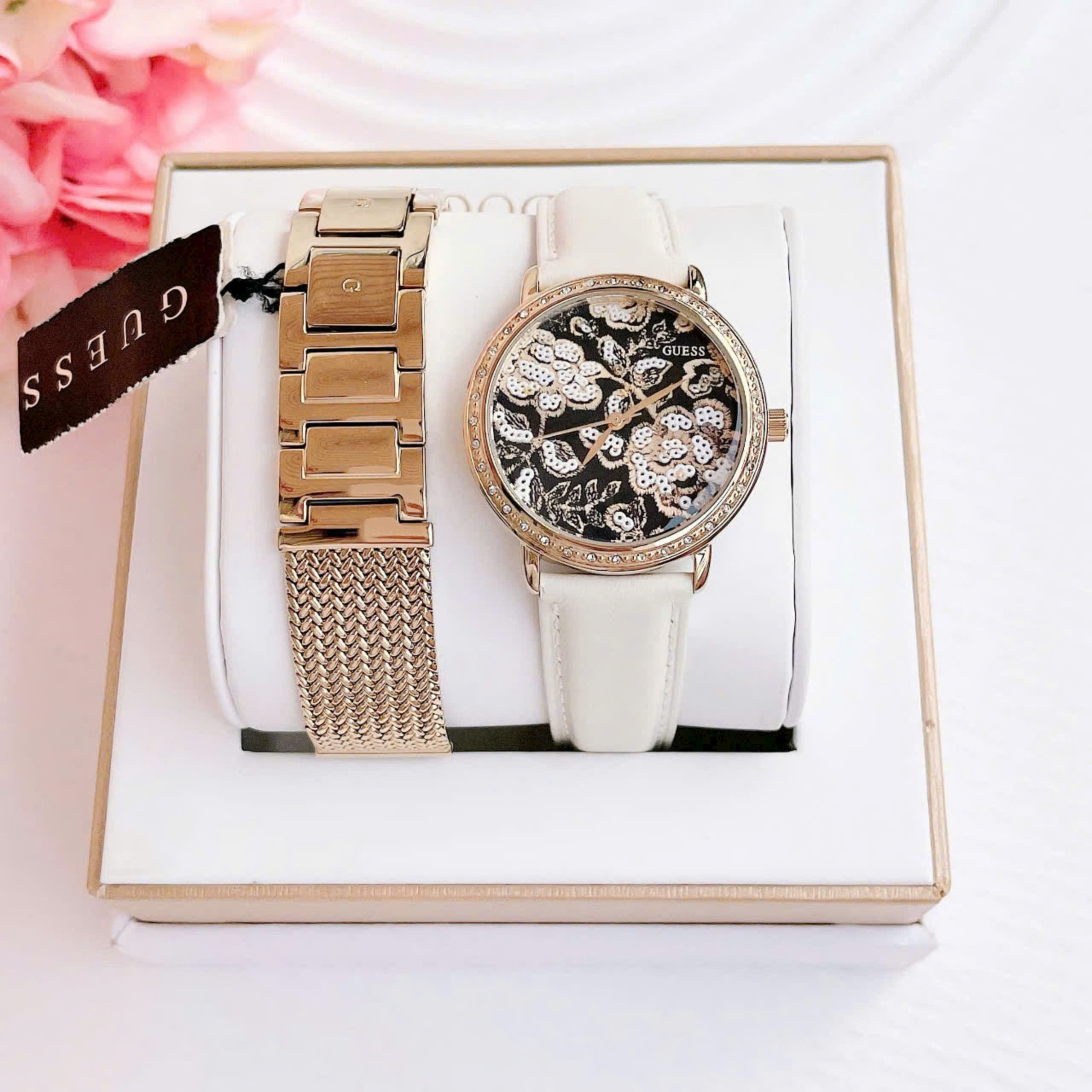 Đồng hồ đeo tay nữ Guess Wildflower Gold Tone Watch U0822L2 4