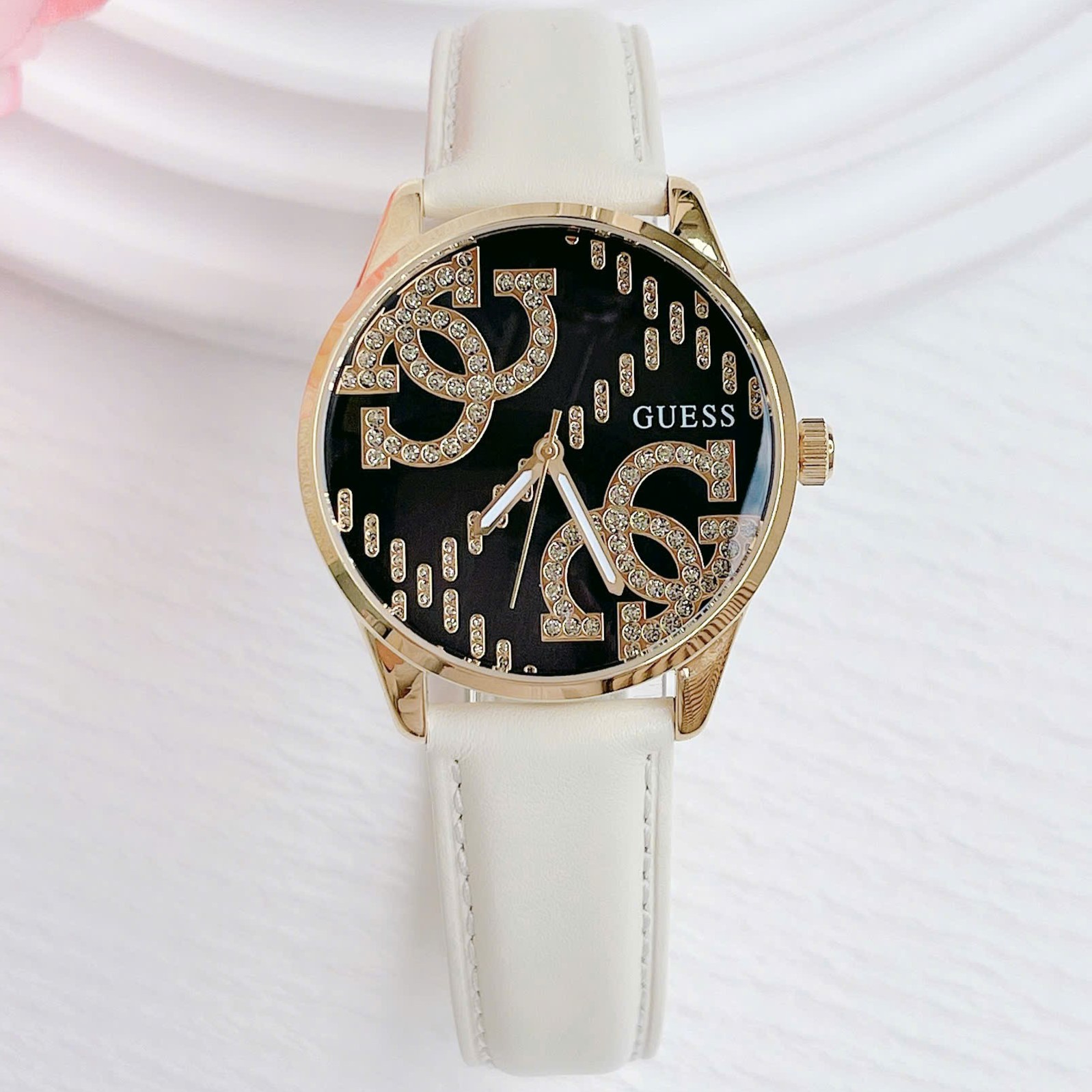 Đồng hồ đeo tay nữ Guess Ladies Black Gold Tone Analog Watch GW0755L3 11