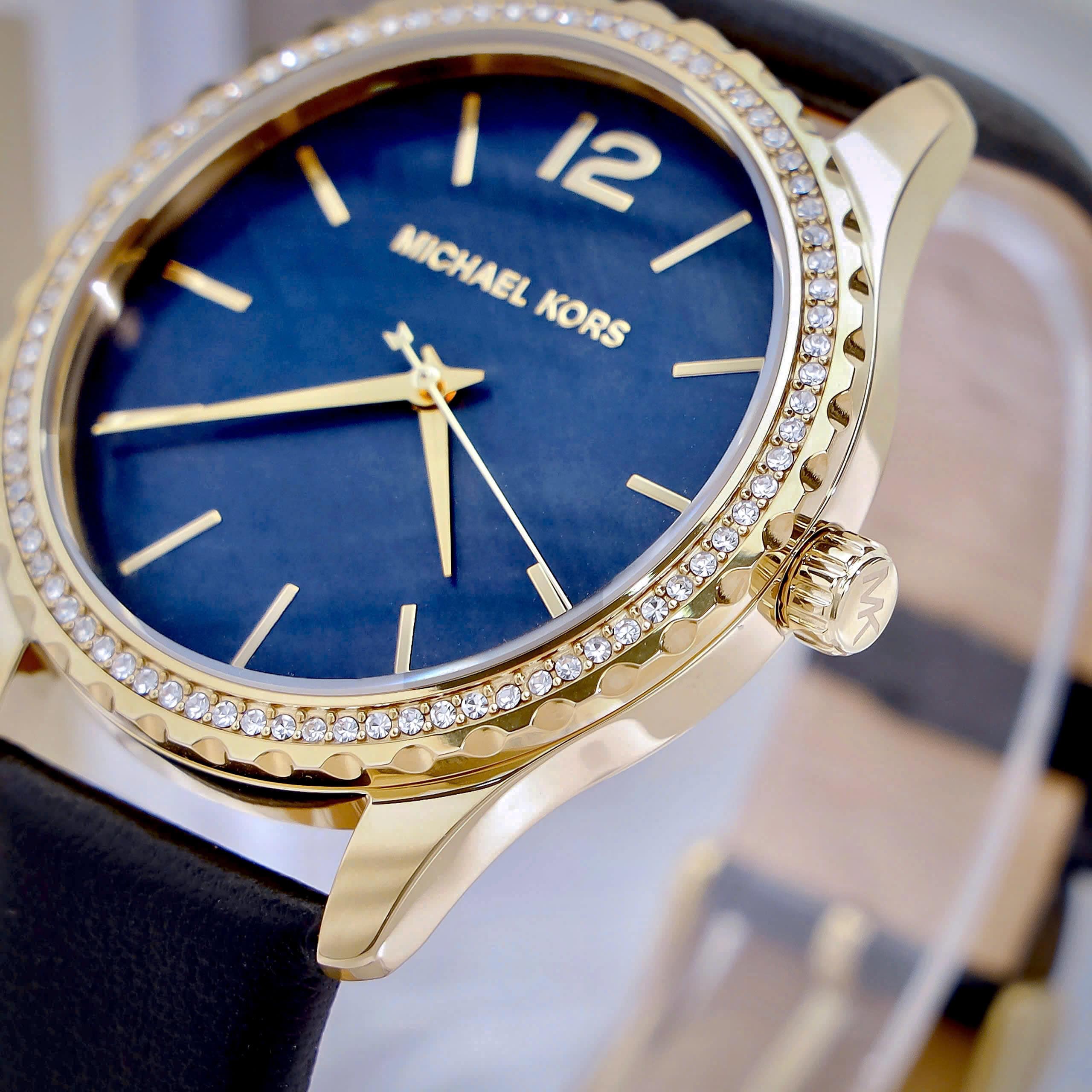 Đồng hồ đeo tay Michael Kors Layton Three Hand Mother of Pearl Black Dial Watch For Women MK2911 7