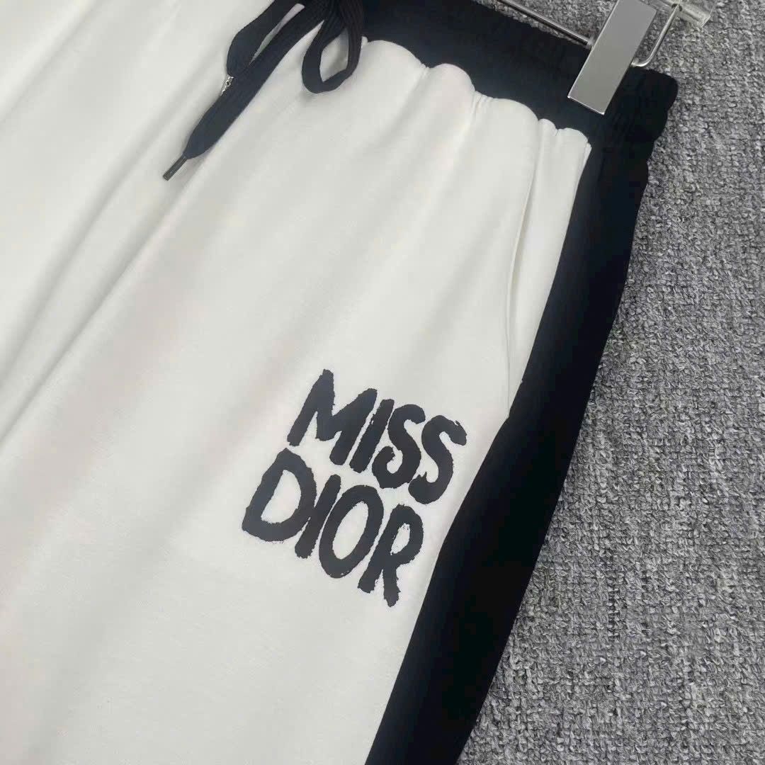 Set bộ nữ áo thun quần dài Miss Dior 9