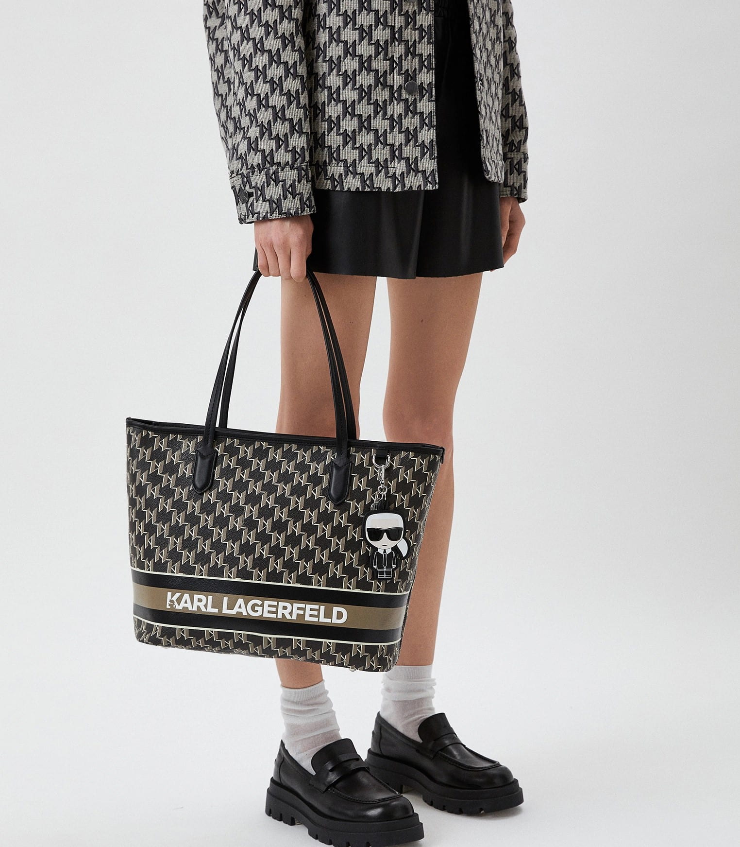 Túi xách Karl Lagerfeld Ikonik Mono Stripe Tote Bag 18