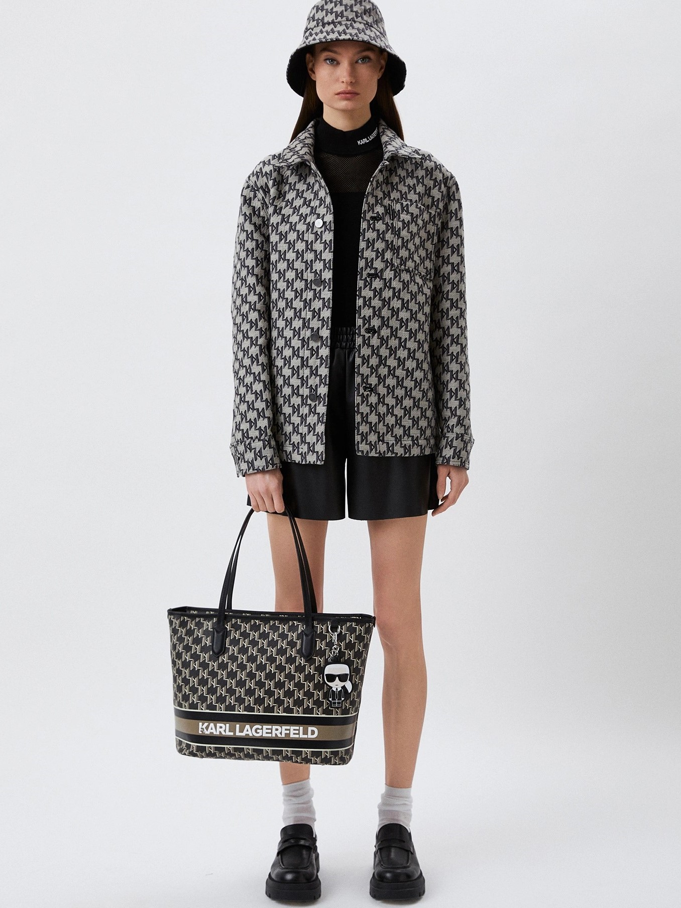 Túi xách Karl Lagerfeld Ikonik Mono Stripe Tote Bag 19