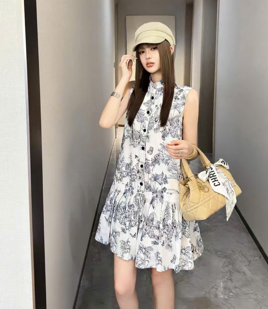 Đầm suông Dior Straight Dress With Ruffles Dioriviera White and blue Toile de Jouy Palms Cotton and Silk Poplin 3