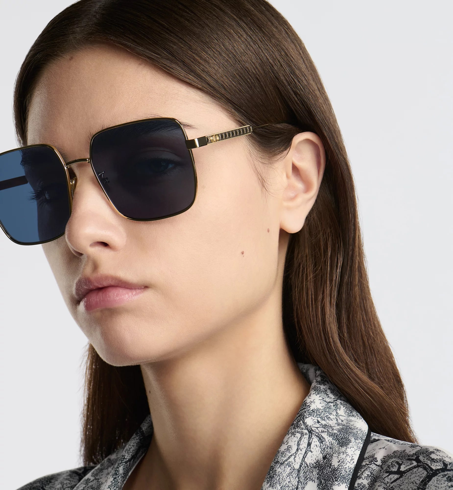 Mắt kính Dior DiorCannage S1U Blue Square Sunglasses 4