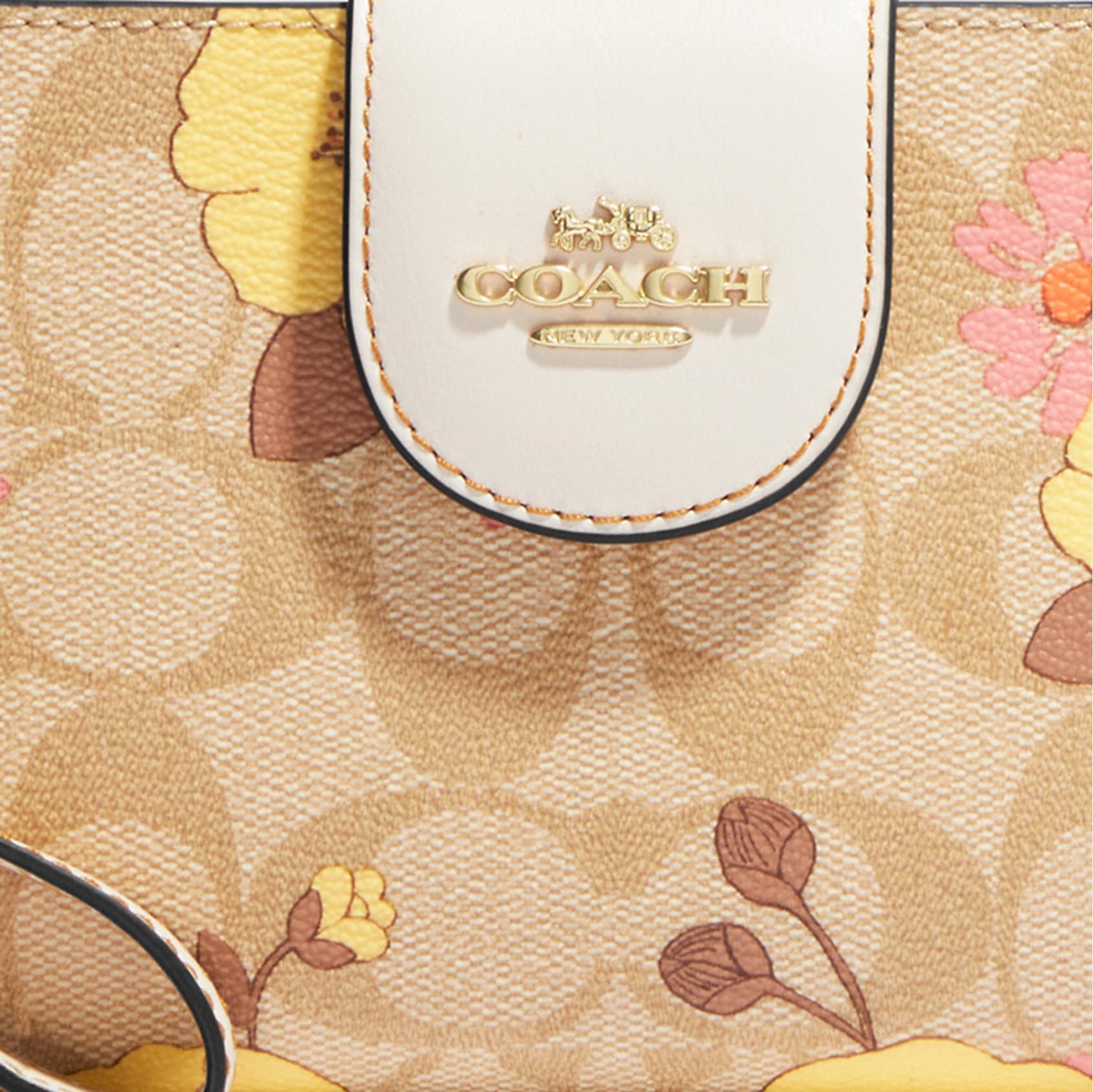 VÍ NỮ CẦM TAYCOACH IN HOA TECH WALLET IN SIGNATURE CANVAS WITH FLORAL CLUSTER PRINT CH720 1