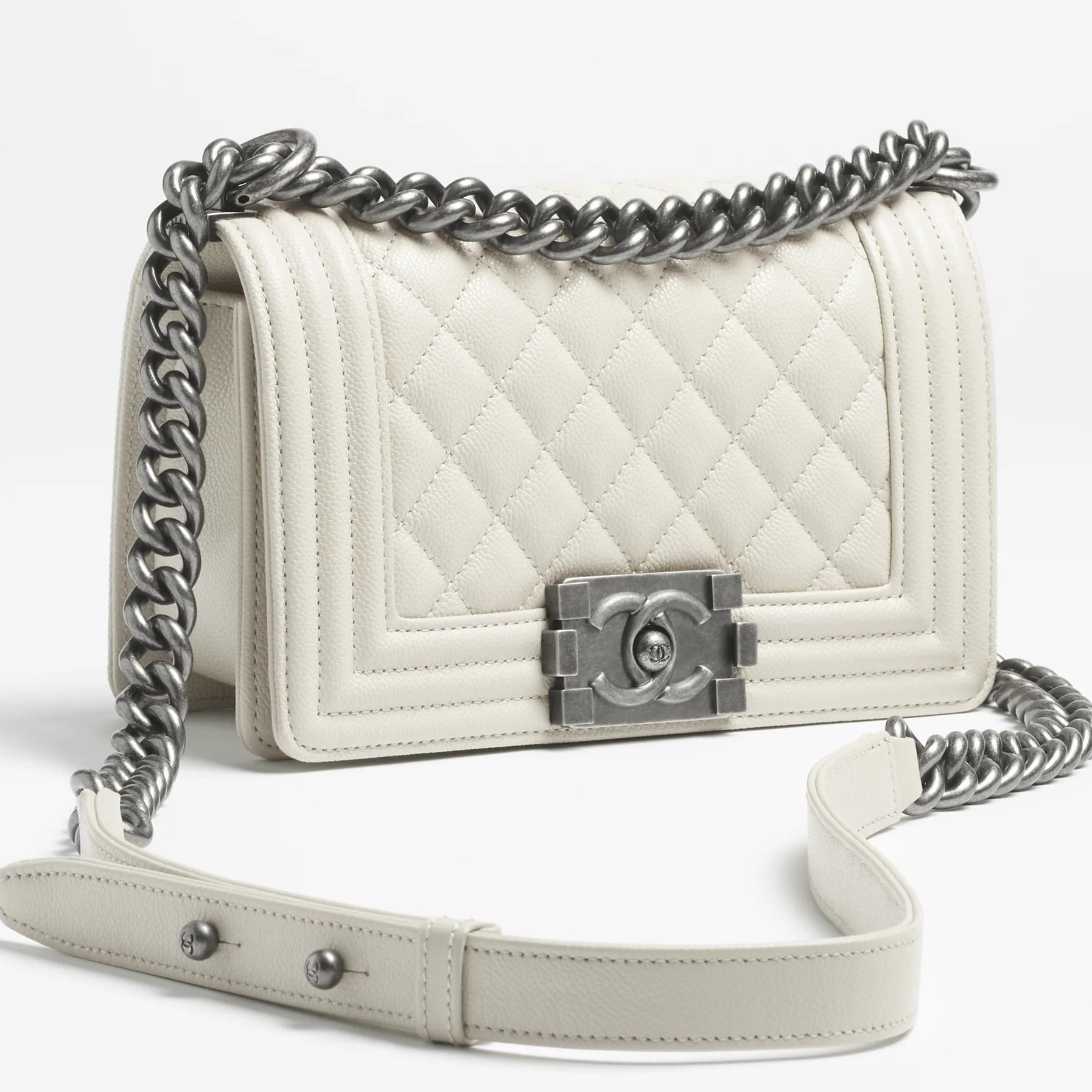 Túi đeo chéo Chanel Small Boy Shiny Grained Calfskin Ruthenium-Finish Metal Light Gray 2