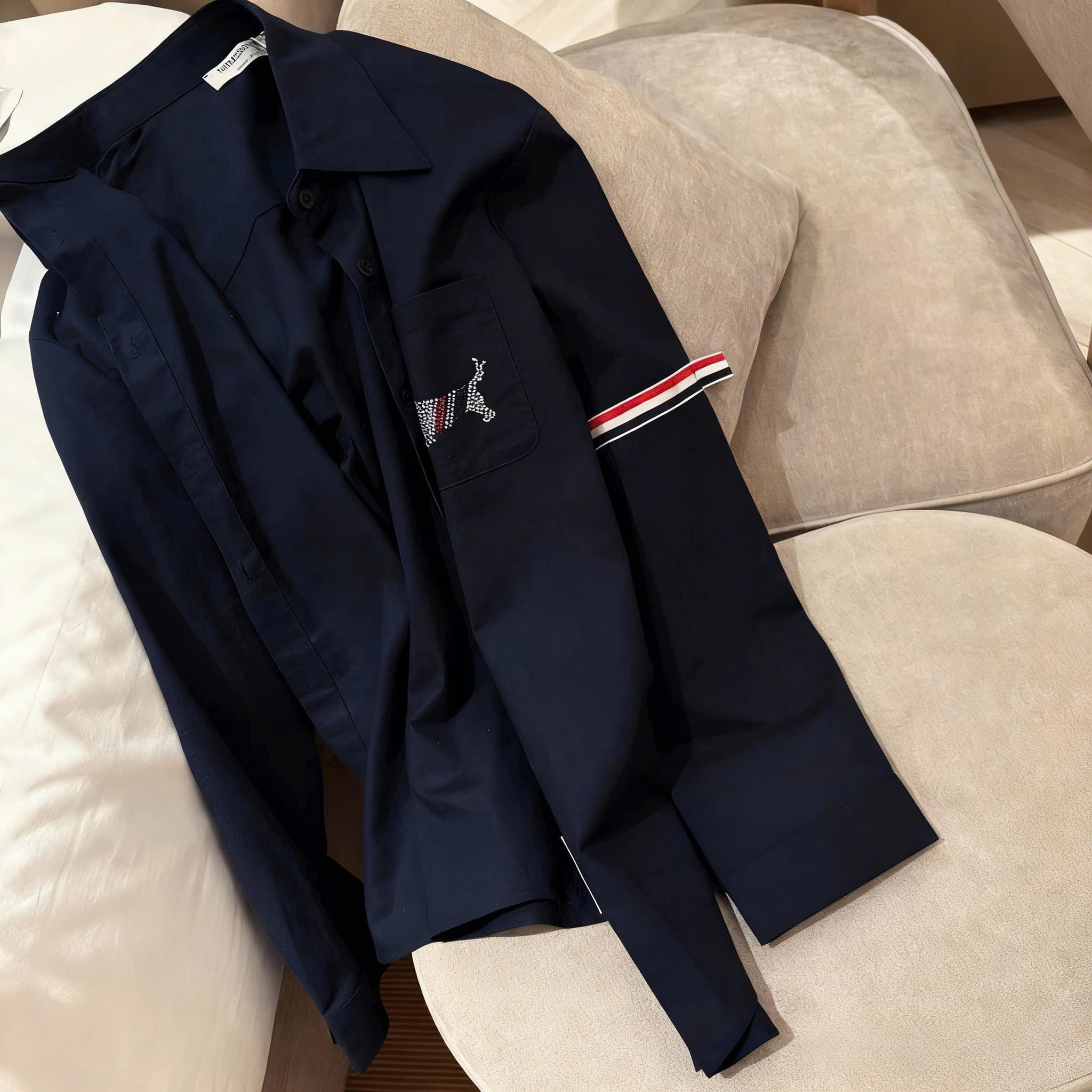 Áo sơ mi tay dài Thom Browne đính đá 4