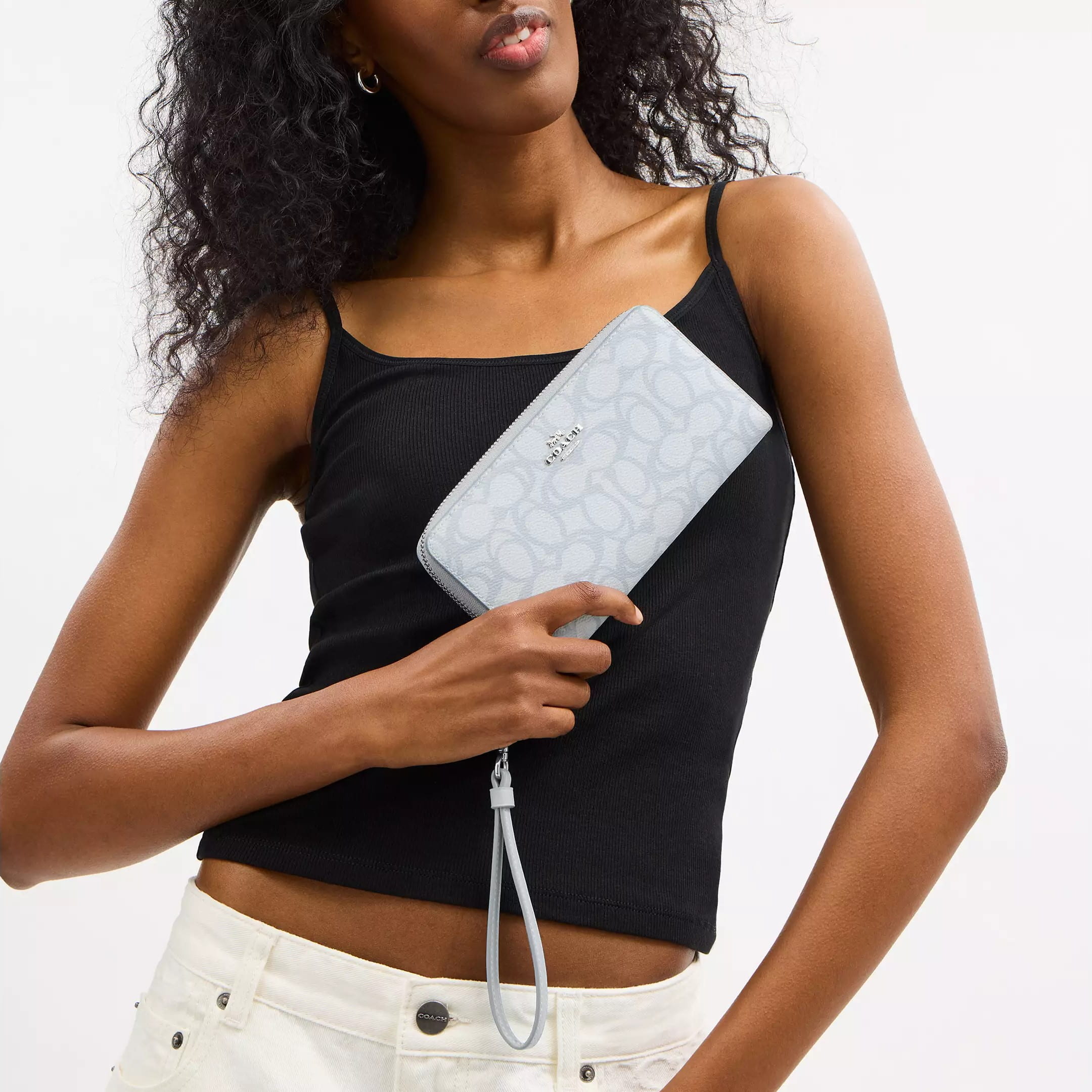 Ví dài Coach Long Zip Around Wallet In Sketch Signature Canvas Ice Blue CBO02 1