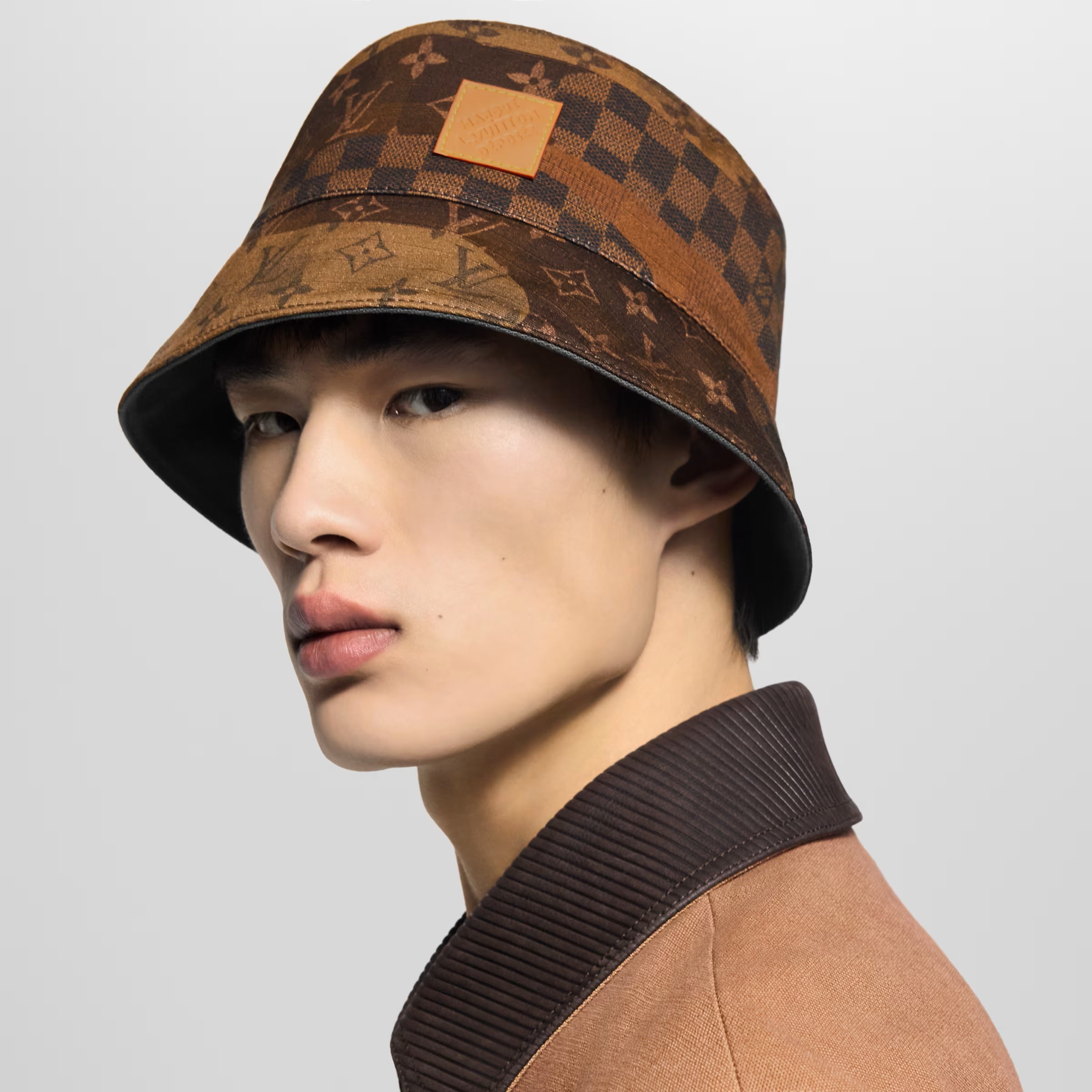 Nón vành unisex LV Louis Vuitton Monogram Landscape Reversible Bucket Hat 5