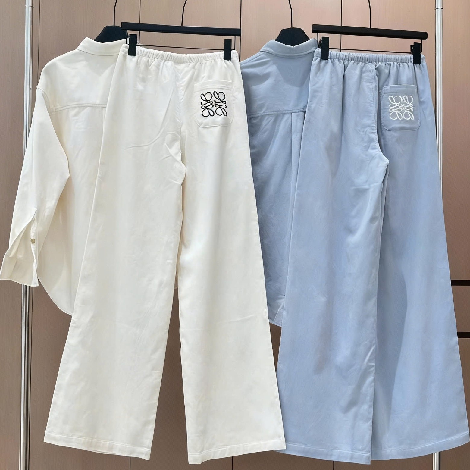 Combo áo sơ mi quần dài xanh trắng Loewe 9